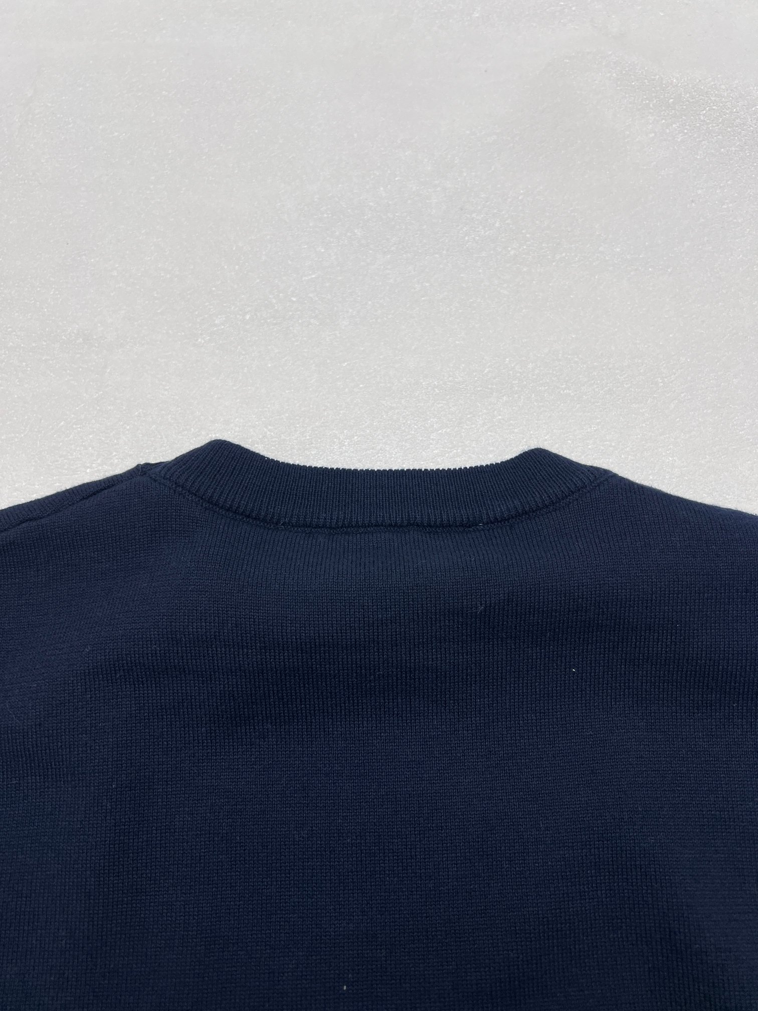 Louis Vuitton 1V路易胸口徽标针织短袖