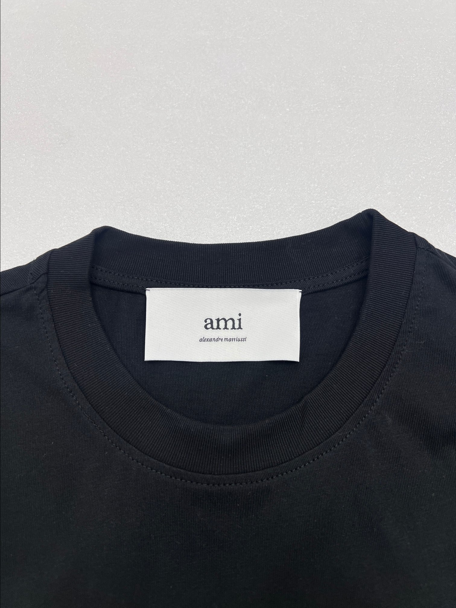 Ami Paris Ami爱心胸口刺绣T恤短袖
