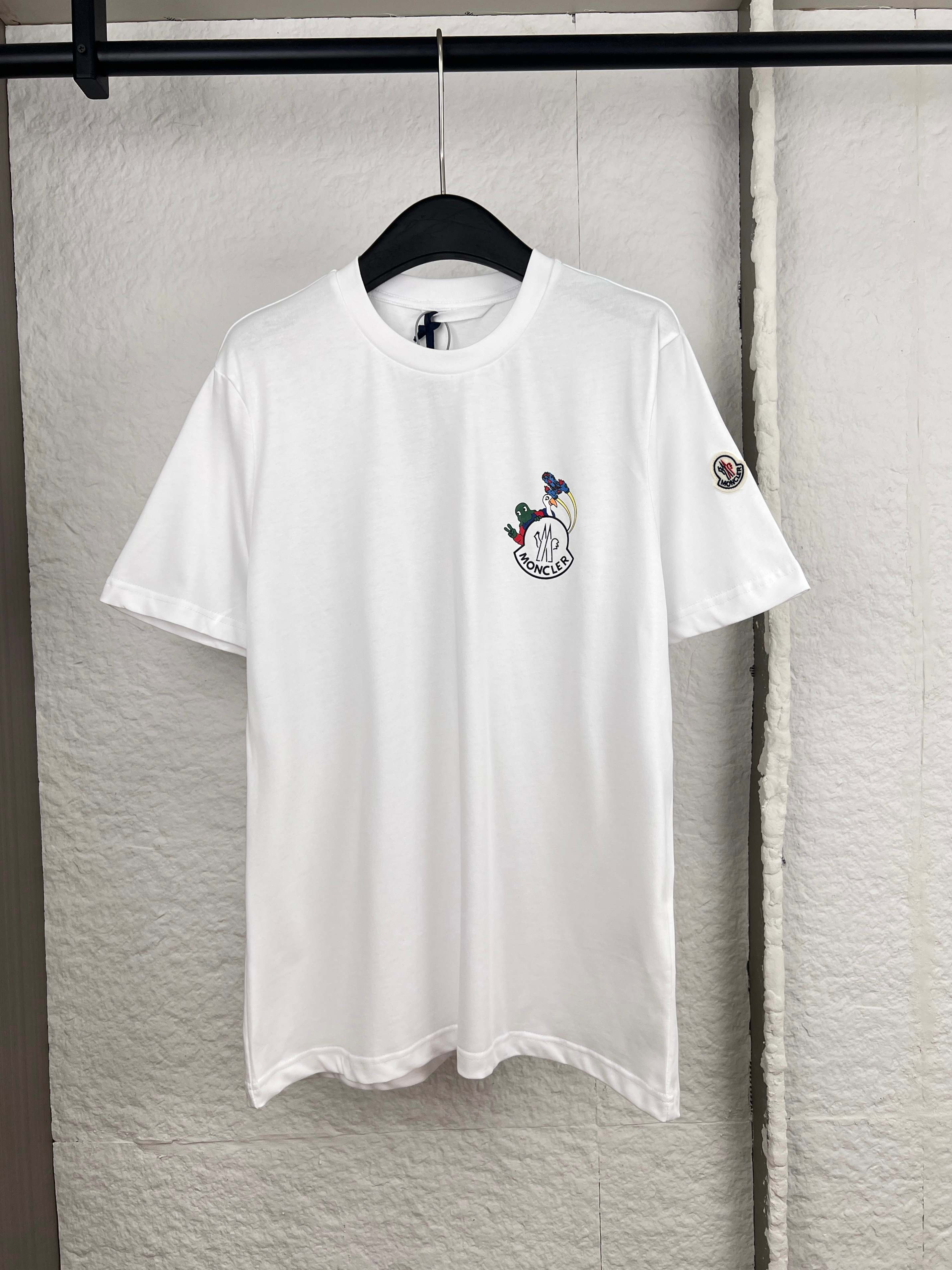 Moncler Moncler蒙口Space MonDuck系列印花T恤短袖