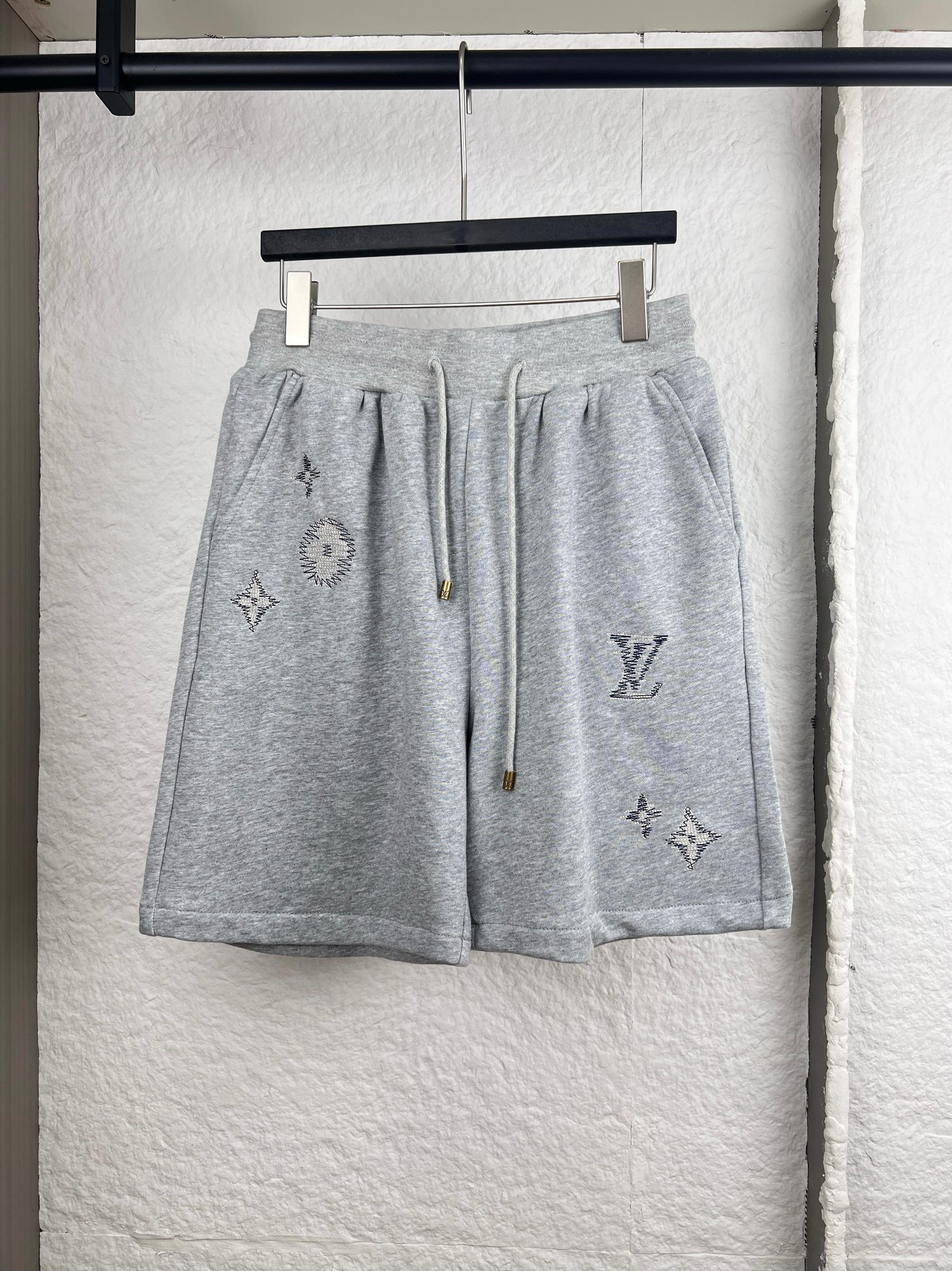 P165 1V路易老花刺绣抽绳短裤 S/M/L/XL