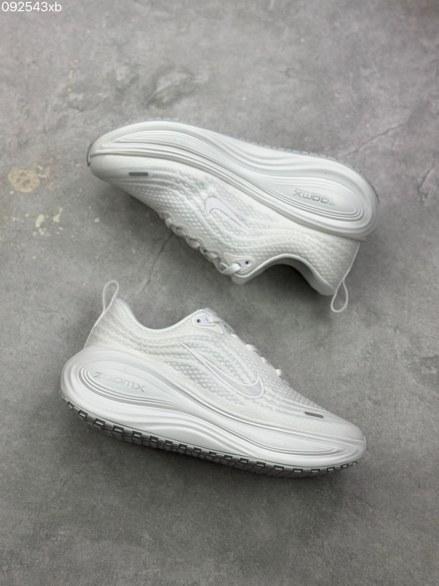 Nike Air Zoom Vomero 18 White Running Shoes HM6803-100 Cushioning Sneakers 6 i1758897649301 6056 0 4