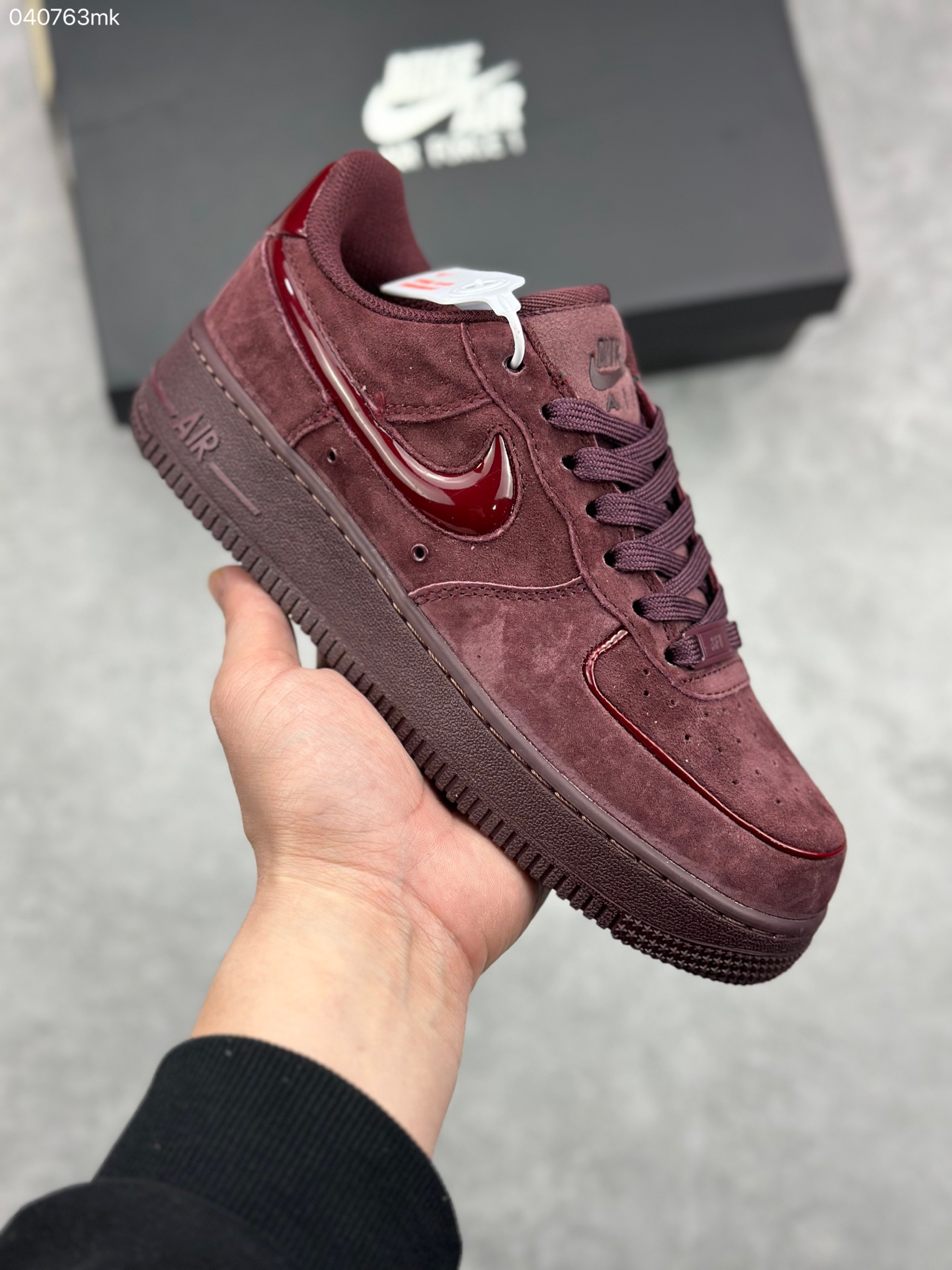 NO:780786,Advantages of selling Nike Air Force 1 Low Air Force 1 low-top sports and leisure sneakers. Original last and original cardboard to create a pure Air Force version. Focus on foreign trade channels. Full-length built-in honeycomb air cushion. Original box accessories. Original midsole stamp and perfect pull. Item No. ZH0316 161, size 36-45, code 20CG,19860909优势放店 Nike Air Force 1 Low 空军一号低帮运动休闲板鞋 原楦头原纸板 打造纯正空军版型 专注外贸渠道 全掌内置蜂窝气垫 原盒配件 原厂中底钢印、拉帮完美  货号ZH0316 161 尺码36-45 编码20CG,,Men's shoes