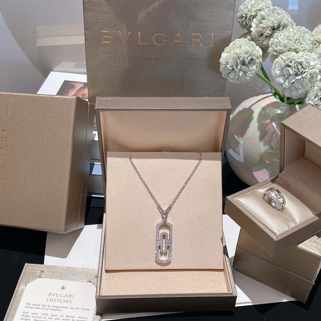 NO:677904,Baojia bracket set, high-end classic items, Cartier high-end accessories19860909宝家括号套装 高级经典单品,,卡迪亚高端饰品,Jewelry