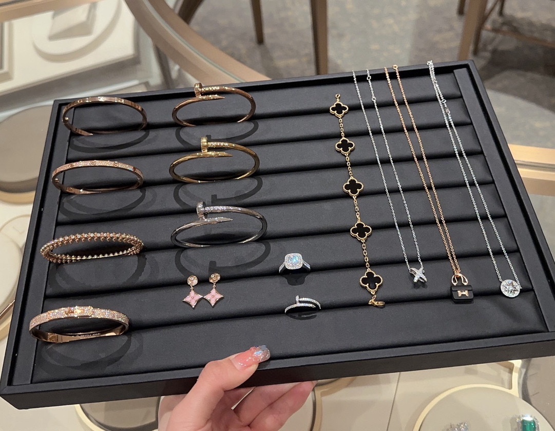 NO:631871,38 goddess gifts, hot product recommendations, full of quality, ZG version, Cardia high-end jewelry1986090938女神送礼,爆款产品推荐 质感满满 ZG对版,,卡迪亚高端饰品,Jewelry