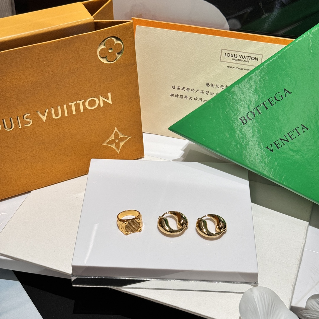 Louis Vuitton Joyas Pendiente Anillo Incrustados con diamantes Colección primavera – verano Fashion