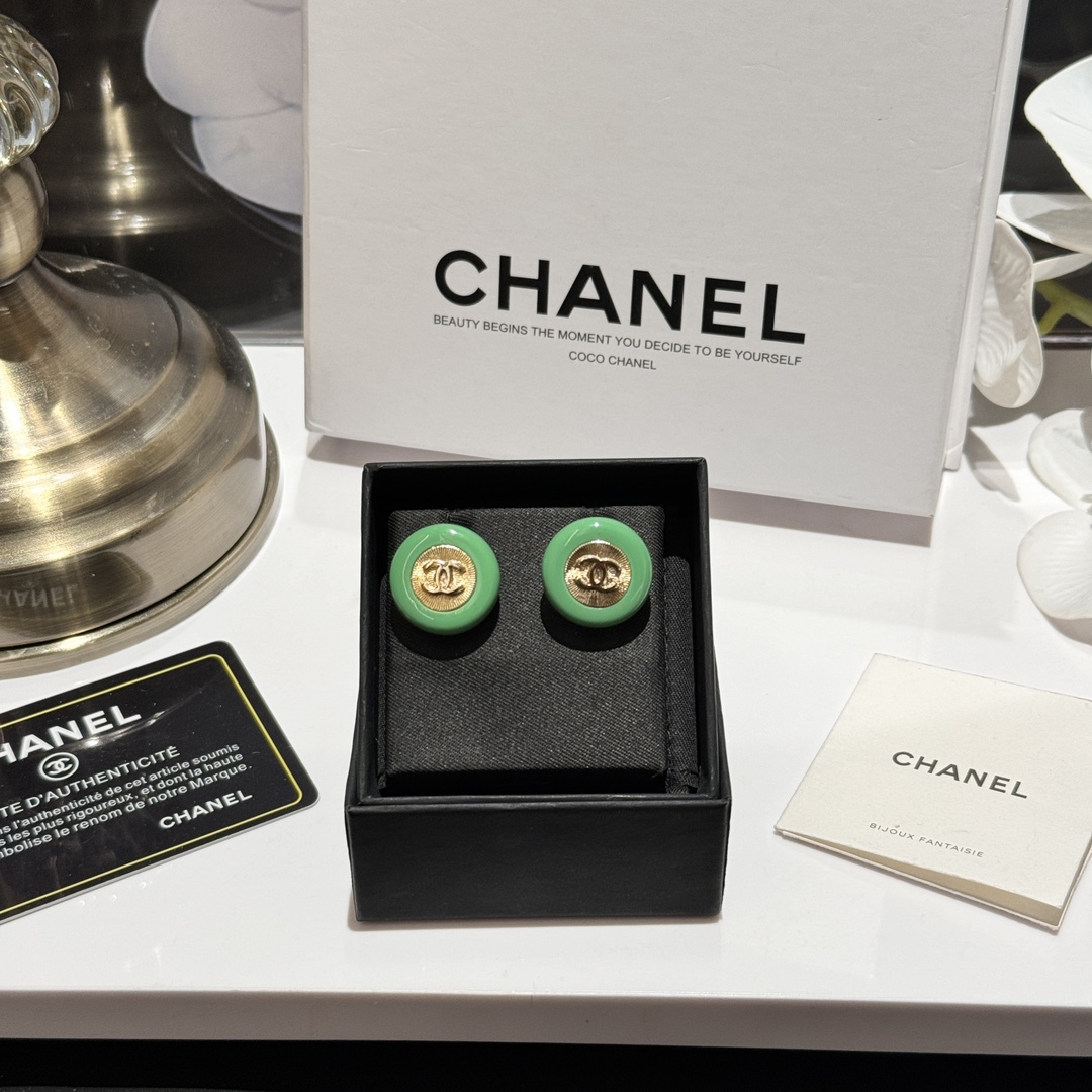 Chanel Joyas Pendiente Verde Colección de verano