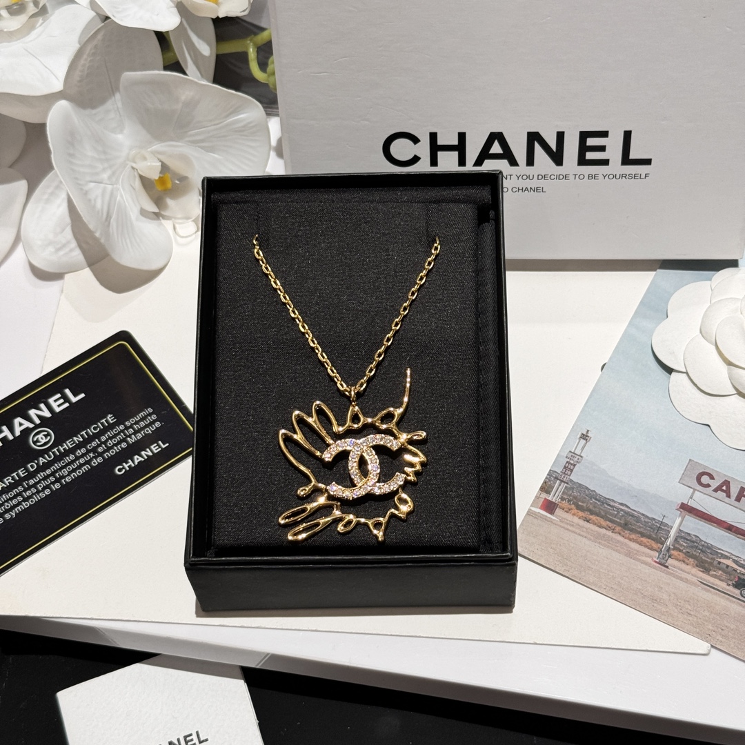 Chanel 7 estrellas
 Joyas Collar Réplica de diseñador alta calidad
 Incrustados con diamantes