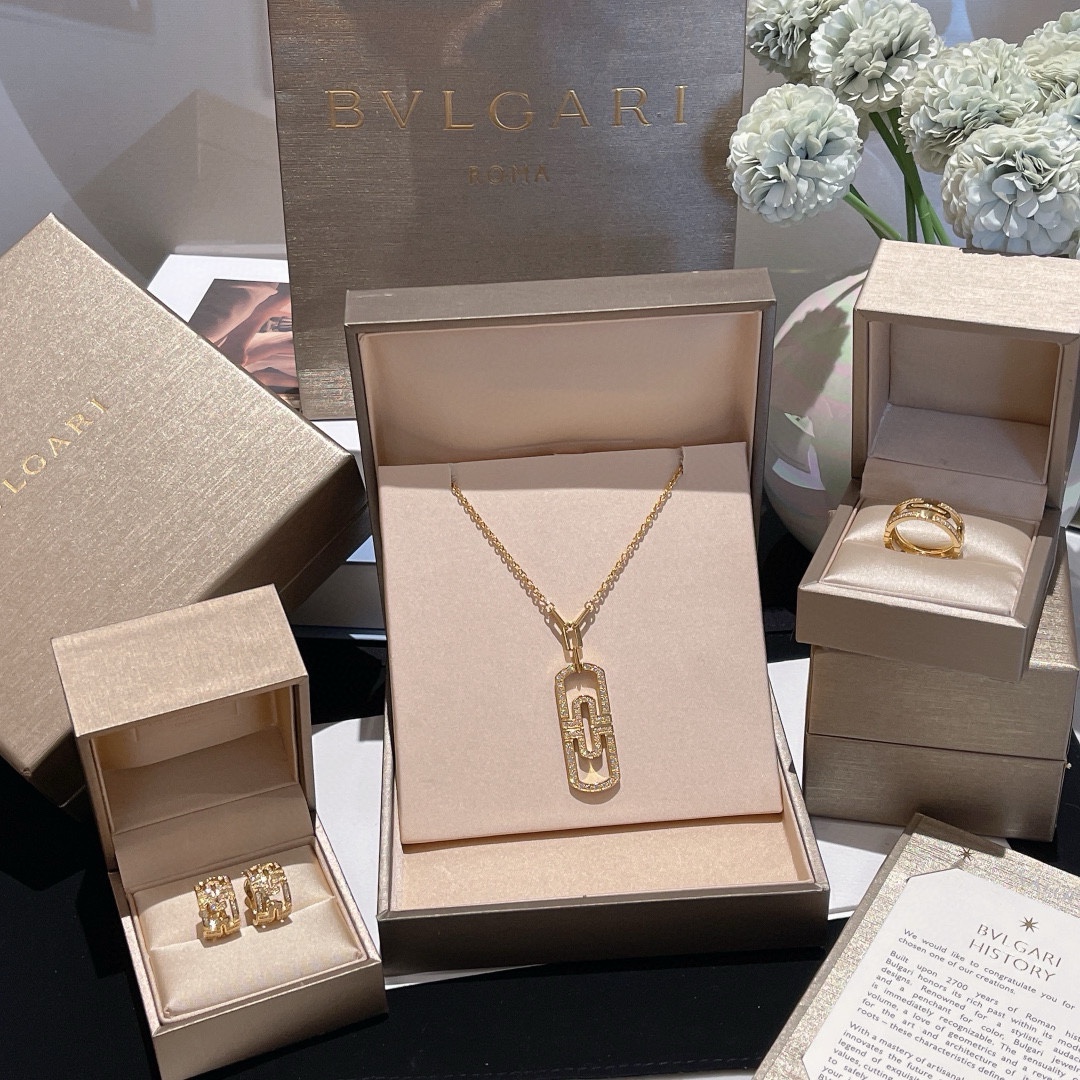 NO:631842,Bulgari paper clip series, bvlgari, Cartier high-end jewelry19860909宝格丽回形针系列,,bvlgari,卡迪亚高端饰品,Jewelry