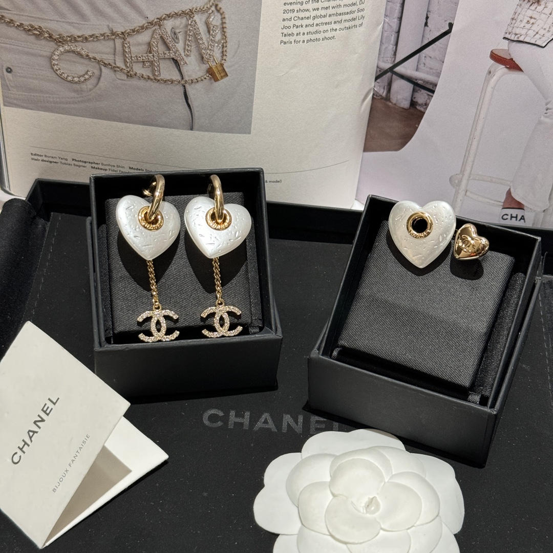 Chanel Jewelry Earring Ring- White