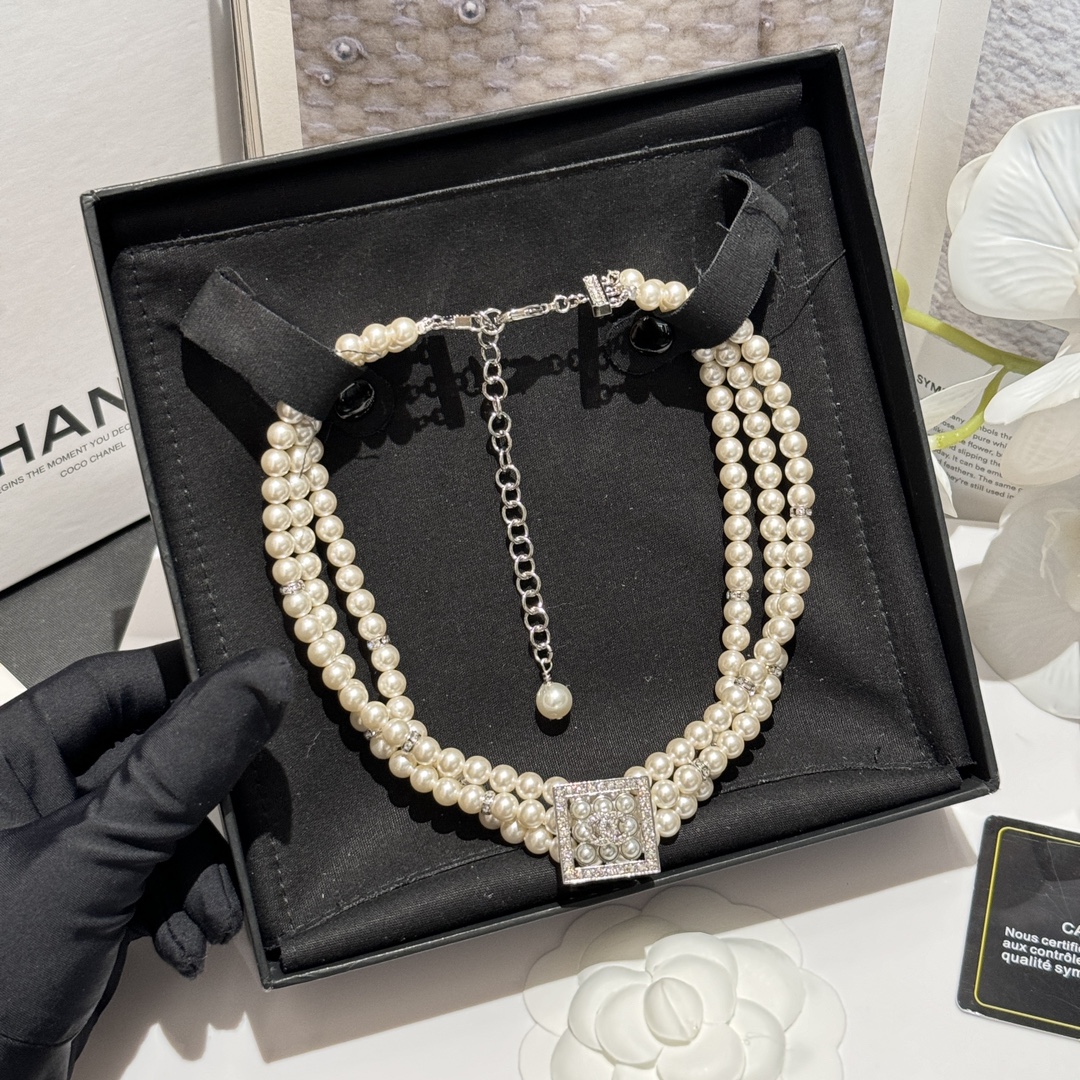 Chanel Haute Joaillerie Fine Jewelry Earrings Necklace Ring Ref.91B0ACAD 6