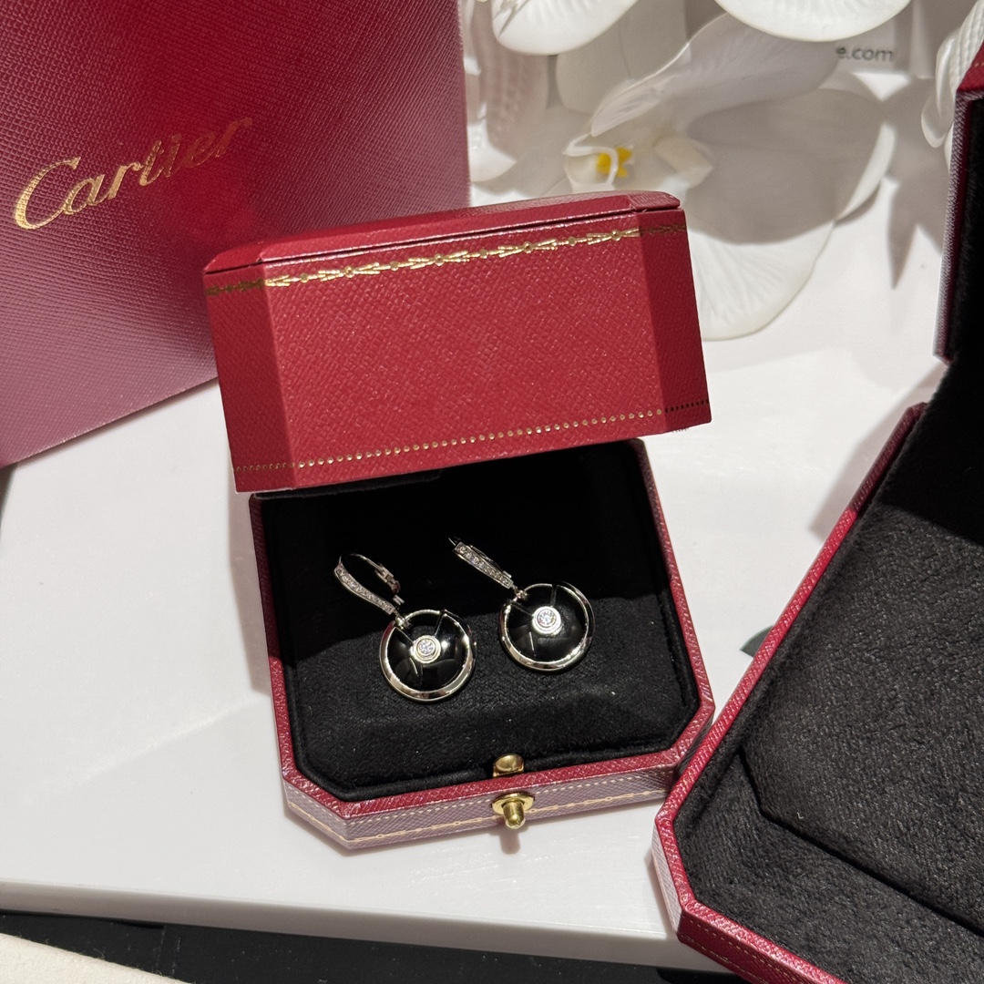 NO:677770,Kajia amulet set, natural black agate, imported zircon, hand-inlaid, thickly plated with 18k white gold, exquisite, elegant and versatile item, Kadia high-end jewelry19860909卡家护身符套装 天然黑玛瑙进口锆石手工镶嵌 厚镀18k白金 精致秀气百搭单品,,卡迪亚高端饰品,Jewelry