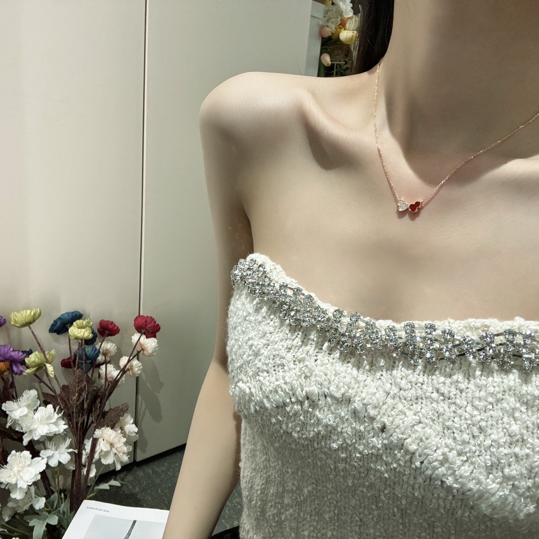 NO:720761,QD# double gourd gem-set diamond necklace, natural red agate zircon hand-set, thickly plated with 18k rose gold, full of texture, exquisite and versatile item 88360,,necklace,Cardia high-end jewelry19860909QD#双葫芦宝石镶钻项链 天然红玛瑙锆石手工镶嵌 厚镀18k玫瑰金 质感满满 精致百搭单品88360,,necklace,卡迪亚高端饰品,Jewelry