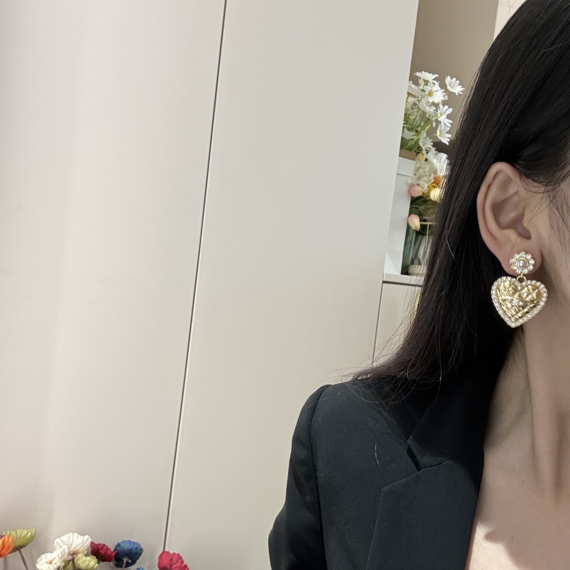 Chanel Jewelry Earring Counter Quality