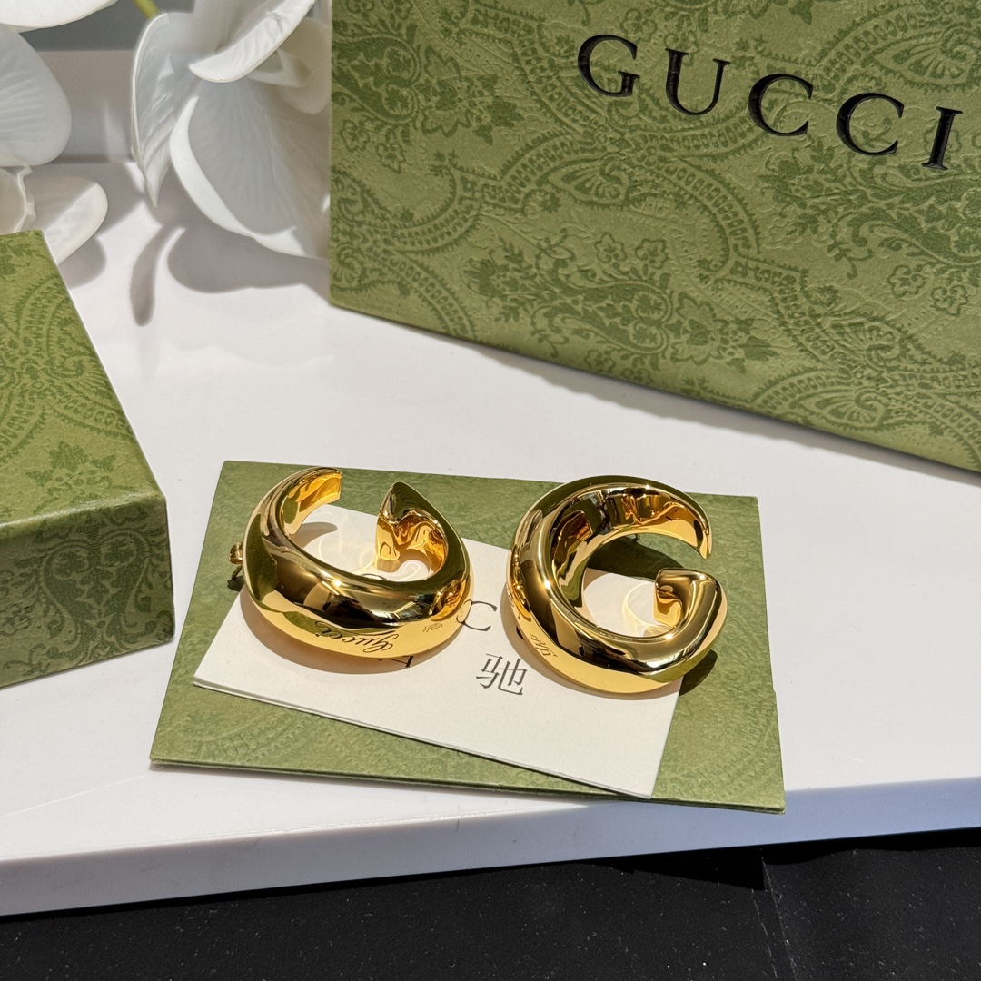 Chanel Haute Joaillerie Fine Jewelry Earrings Necklace Ring Ref 3