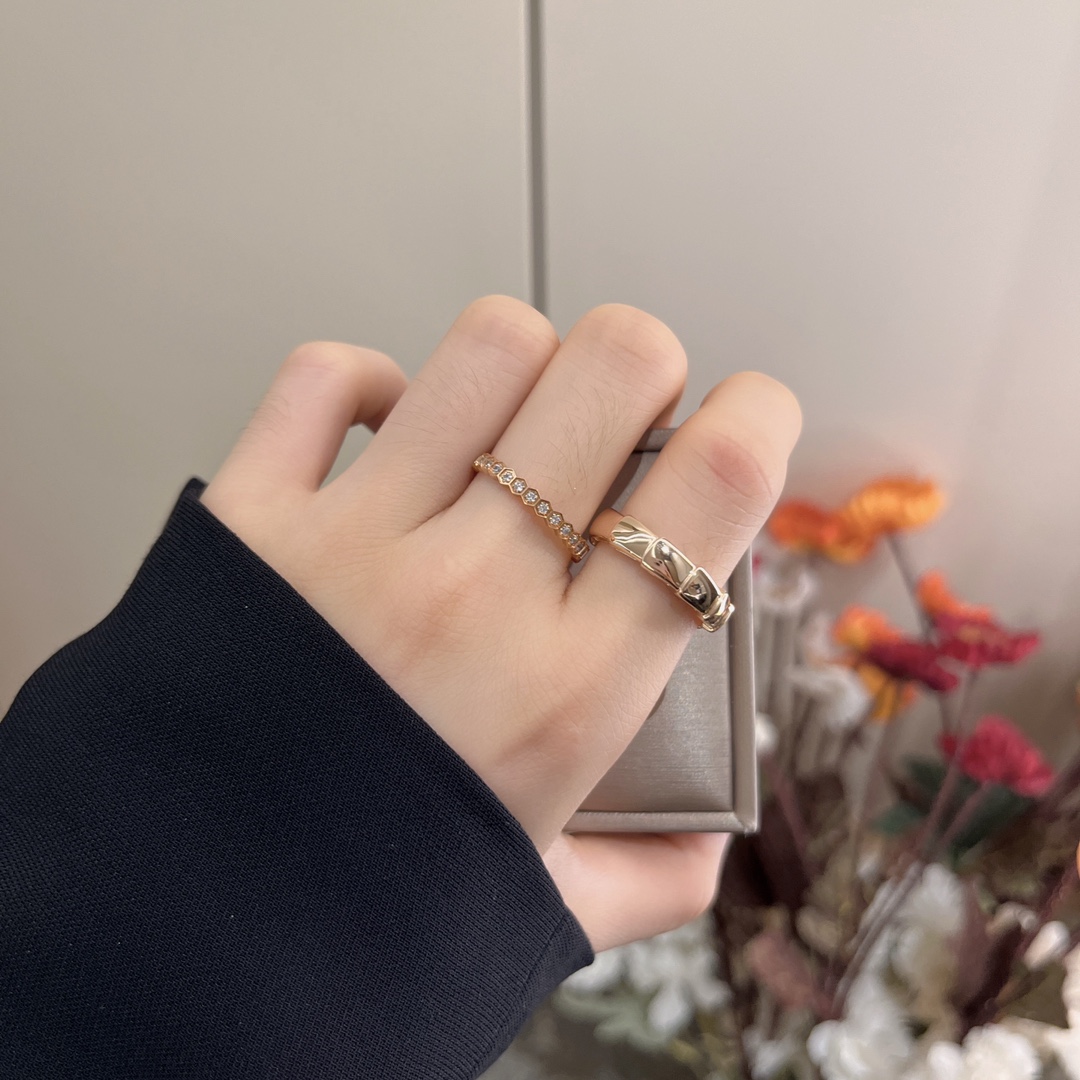 NO:631261,BV snake-shaped wide version light gold ring, Baojia high-end jewelry craftsmanship, thick 18k rose gold plating, exquisite and delicate, full of feminine size, three colors, limited time special offer 88230,,bottega veneta,ring,Cardia high-end jewelry19860909BV蛇形宽版光金戒指 宝家高级珠宝工艺 厚镀18k玫瑰金 精致秀气 女人味十足码数,三色,限时特惠88230,,bottega veneta,ring,卡迪亚高端饰品,Jewelry