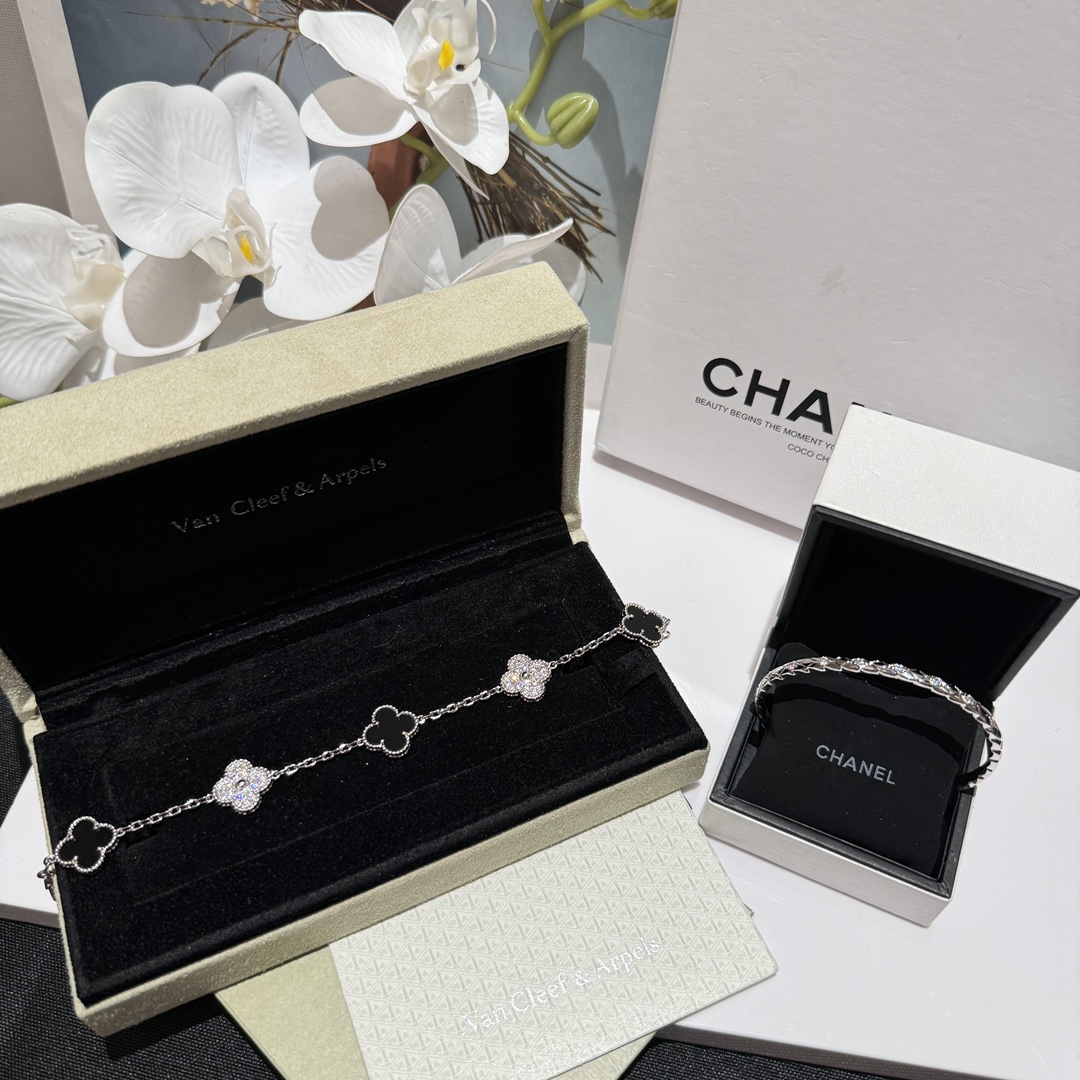 NO:631231,High-end jewelry series, elegant and versatile items, Cartier high-end jewelry19860909高级珠宝系列 气质百搭单品,,卡迪亚高端饰品,Jewelry