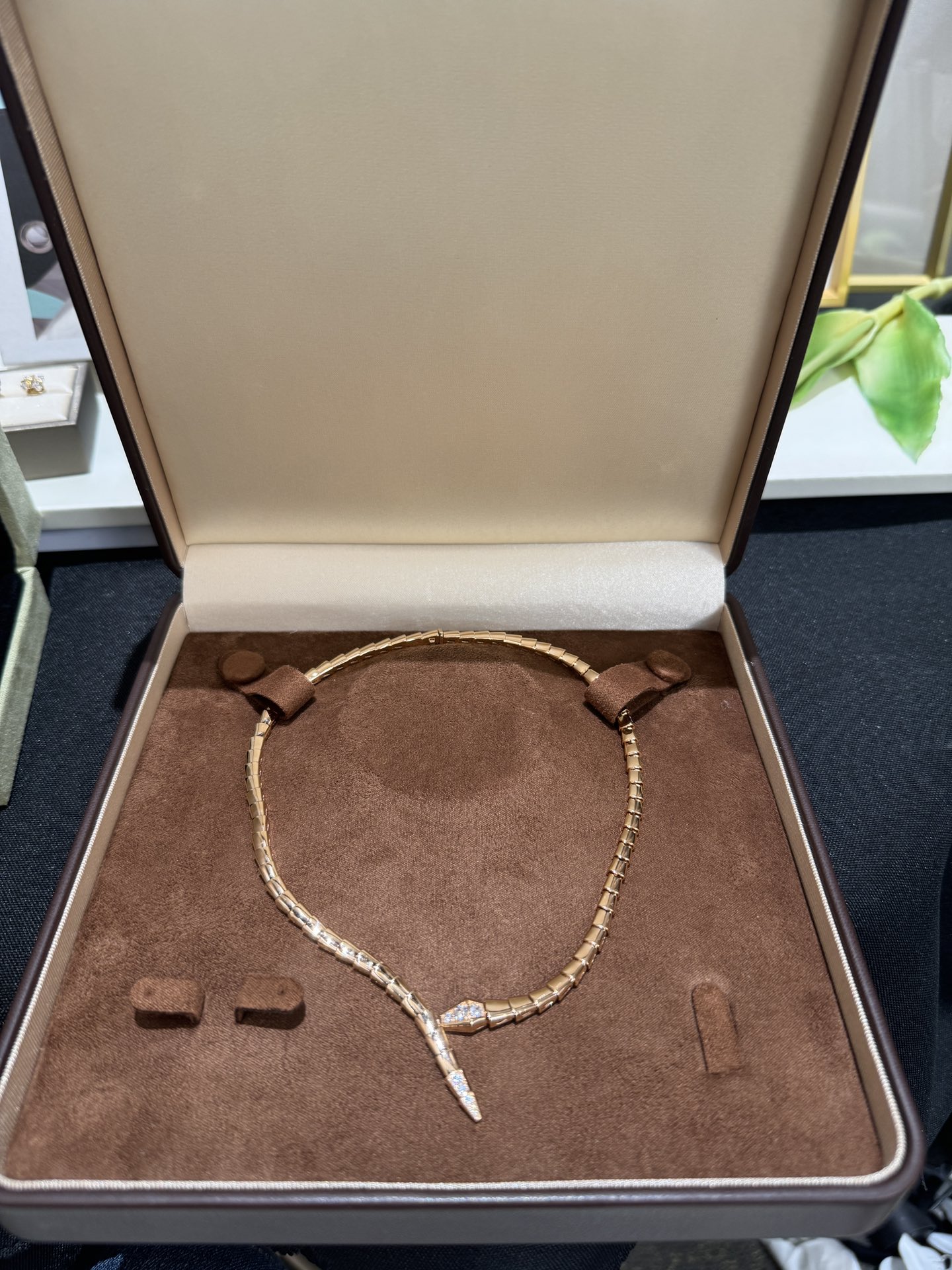 NO:703061,New snake diamond necklace, two-tone, necklace, Cartier high-end jewelry19860909新款灵蛇镶钻项链 双色入,,necklace,卡迪亚高端饰品,Jewelry