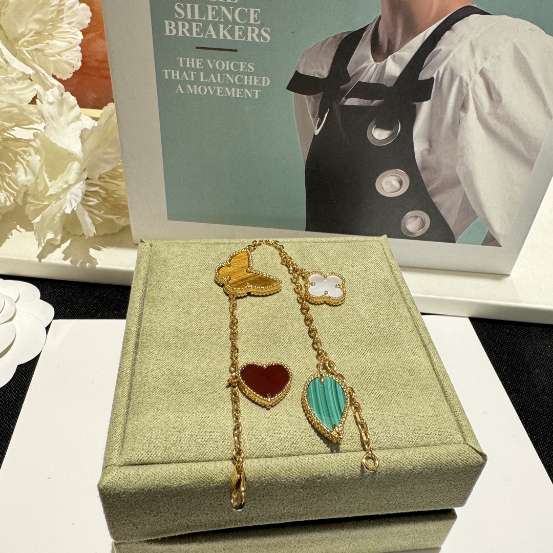 NO:677915,So celestial!  The flower of wealth in the world ZB122#Lucky lucky bracelet, bracelet, Cartier high-end jewelry19860909太仙喽！人间富贵花 ZB122#Lucky幸运手链,,bracelet,卡迪亚高端饰品,Jewelry