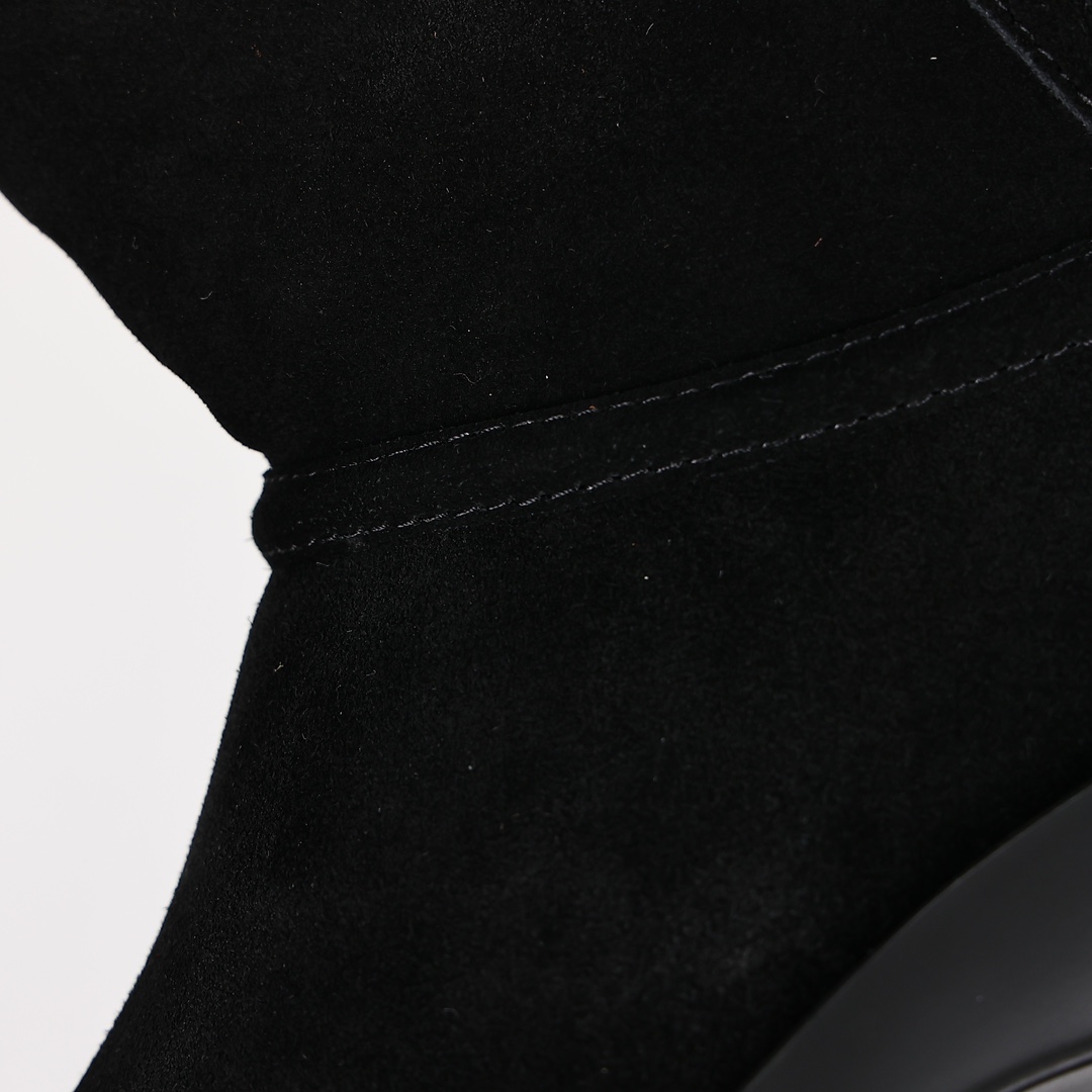 BV2023最新款雪地靴BottegaVeneta葆蝶家最新款舒适保暖度极高内里:进口羊卷毛鞋面:进口高