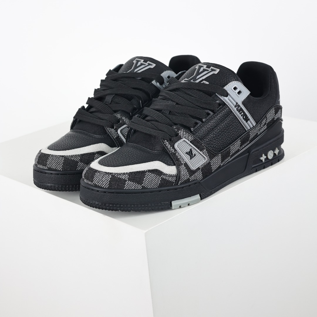 X1 东莞纯原 180个配色 市面顶级版本 “黑色棋盘格” 驴家LV Trainer