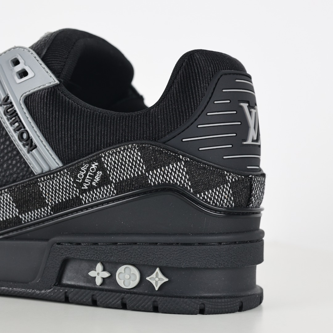 X1 东莞纯原 180个配色 市面顶级版本 “黑色棋盘格” 驴家LV Trainer