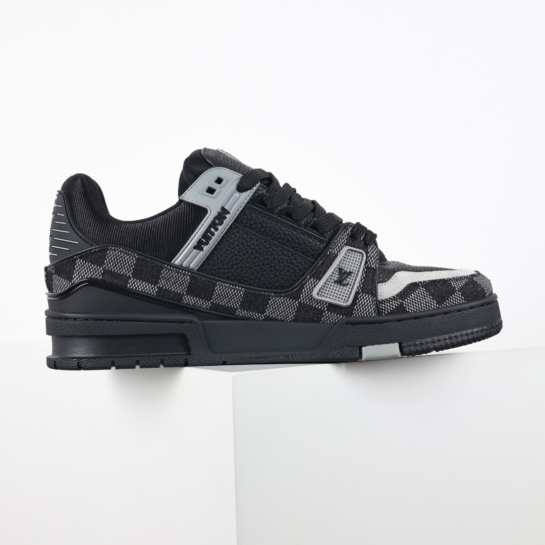 X1 东莞纯原 180个配色 市面顶级版本 “黑色棋盘格” 驴家LV Trainer