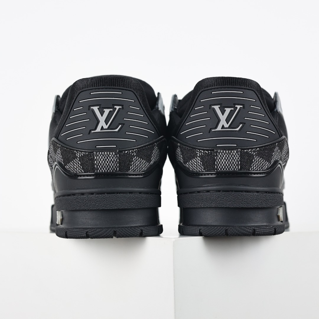 X1 东莞纯原 180个配色 市面顶级版本 “黑色棋盘格” 驴家LV Trainer