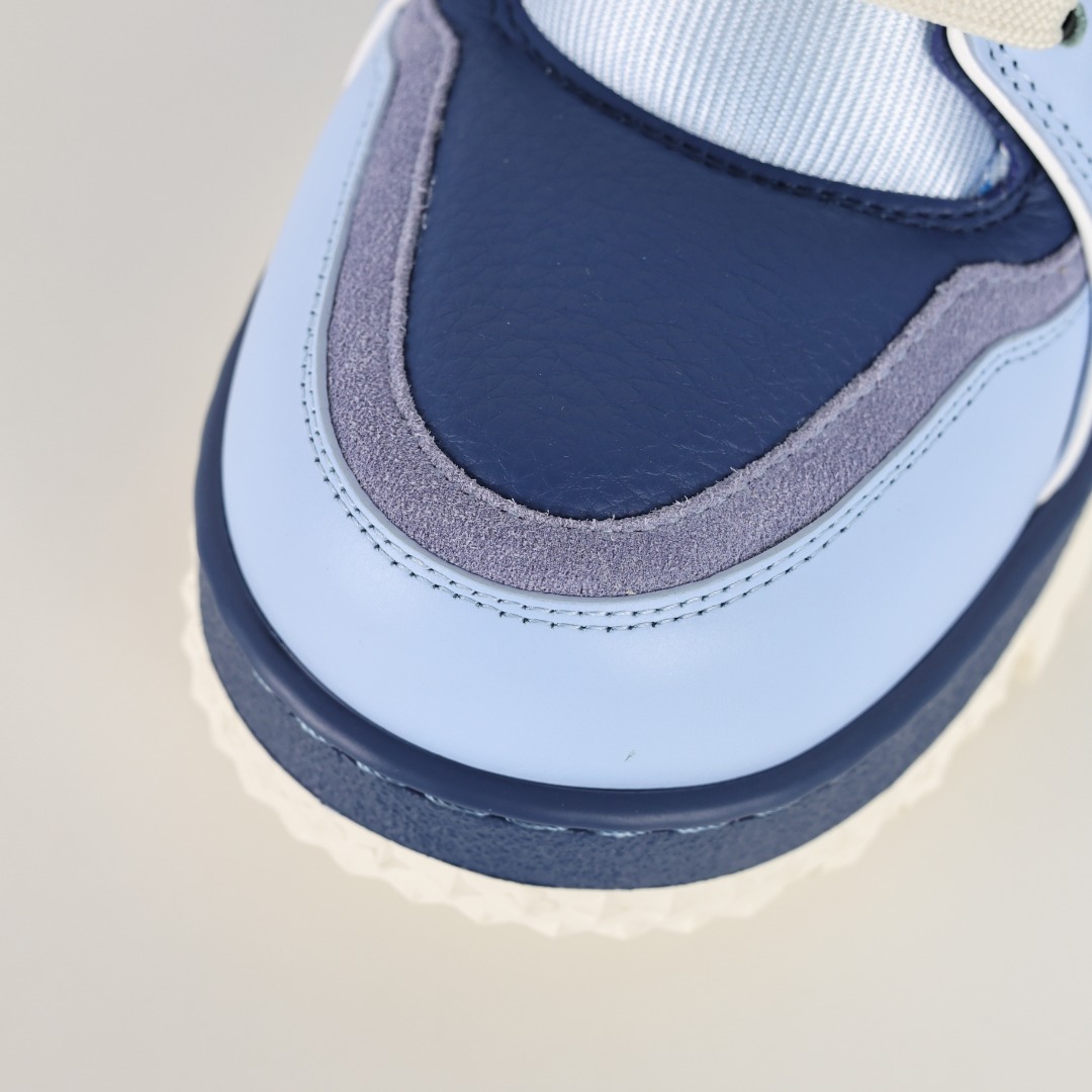 D4 广东原装品质4色版本 LV Trainer Maxi 小胖丁系列面包鞋 驴牌23S时尚走秀款