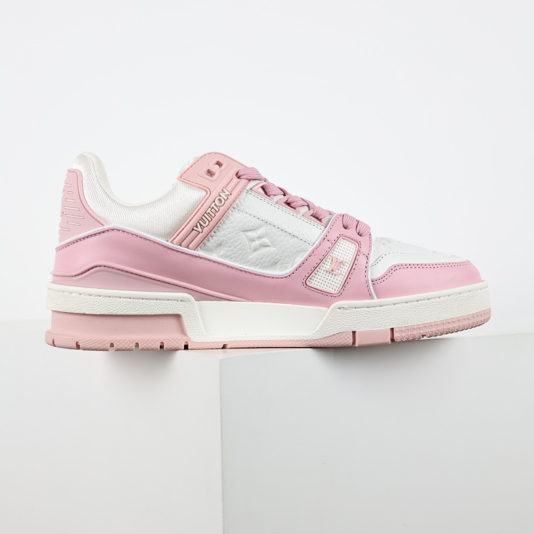 X1 东莞纯原 180个配色 市面顶级版本 “浅粉” 驴家LV Trainer