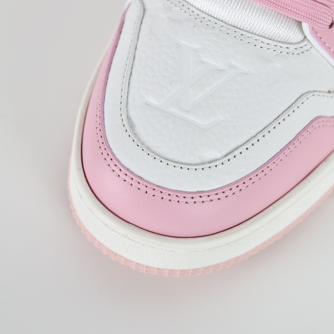 X1 东莞纯原 180个配色 市面顶级版本 “浅粉” 驴家LV Trainer