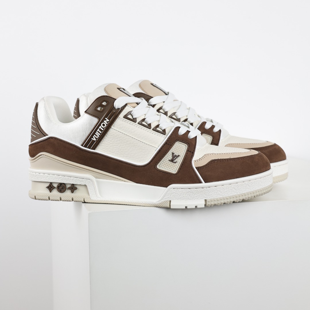 X1 东莞纯原 180个配色 市面顶级版本 “圆头摩卡” 驴家LV Trainer