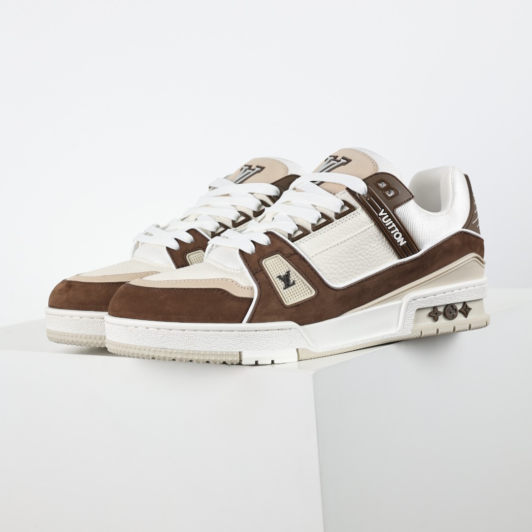 X1 东莞纯原 180个配色 市面顶级版本 “圆头摩卡” 驴家LV Trainer