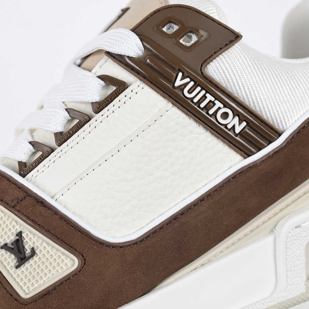 X1 东莞纯原 180个配色 市面顶级版本 “圆头摩卡” 驴家LV Trainer