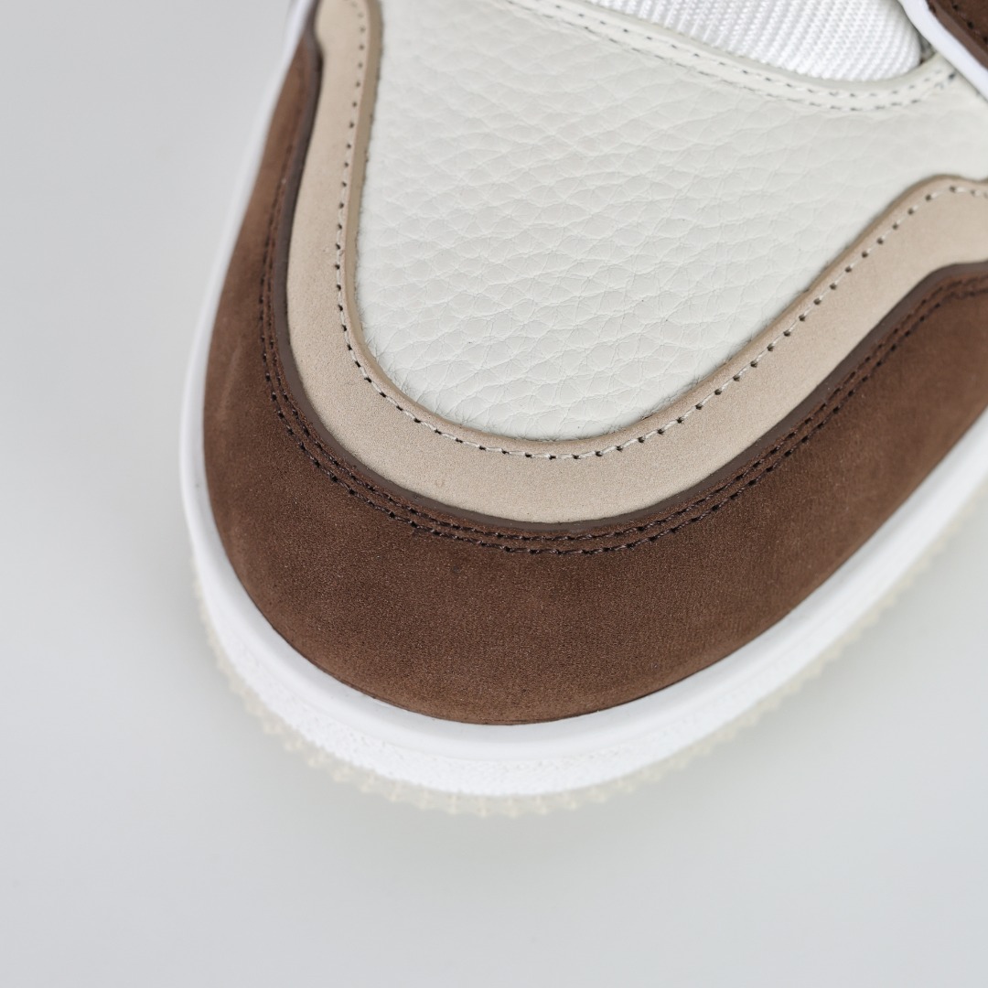 X1 东莞纯原 180个配色 市面顶级版本 “圆头摩卡” 驴家LV Trainer