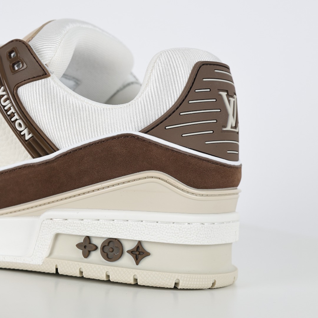 X1 东莞纯原 180个配色 市面顶级版本 “圆头摩卡” 驴家LV Trainer
