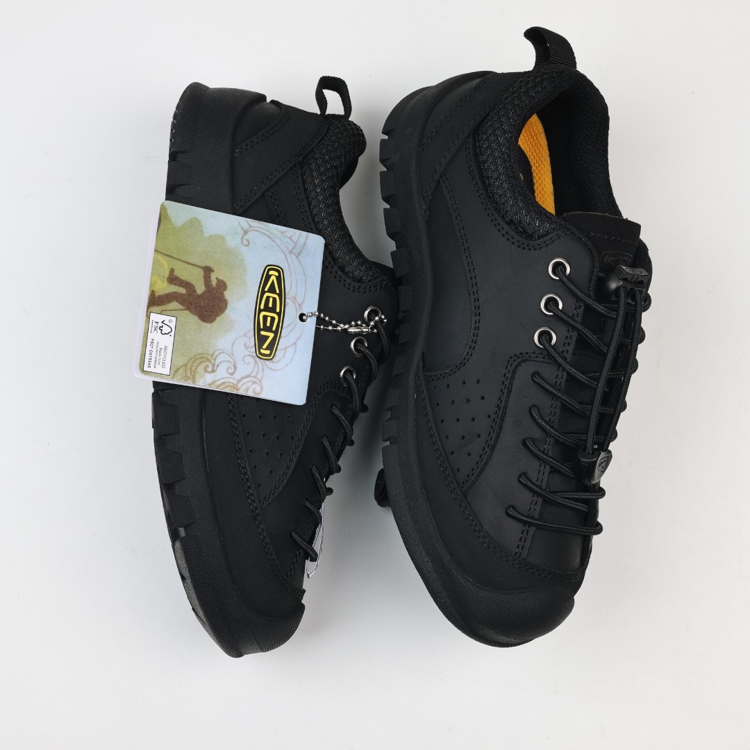 
KEEN 科恩 Jasper Rocks 山系户外鞋
日系街头复古风 可以暴走2w步的丑鞋
第一眼丑萌