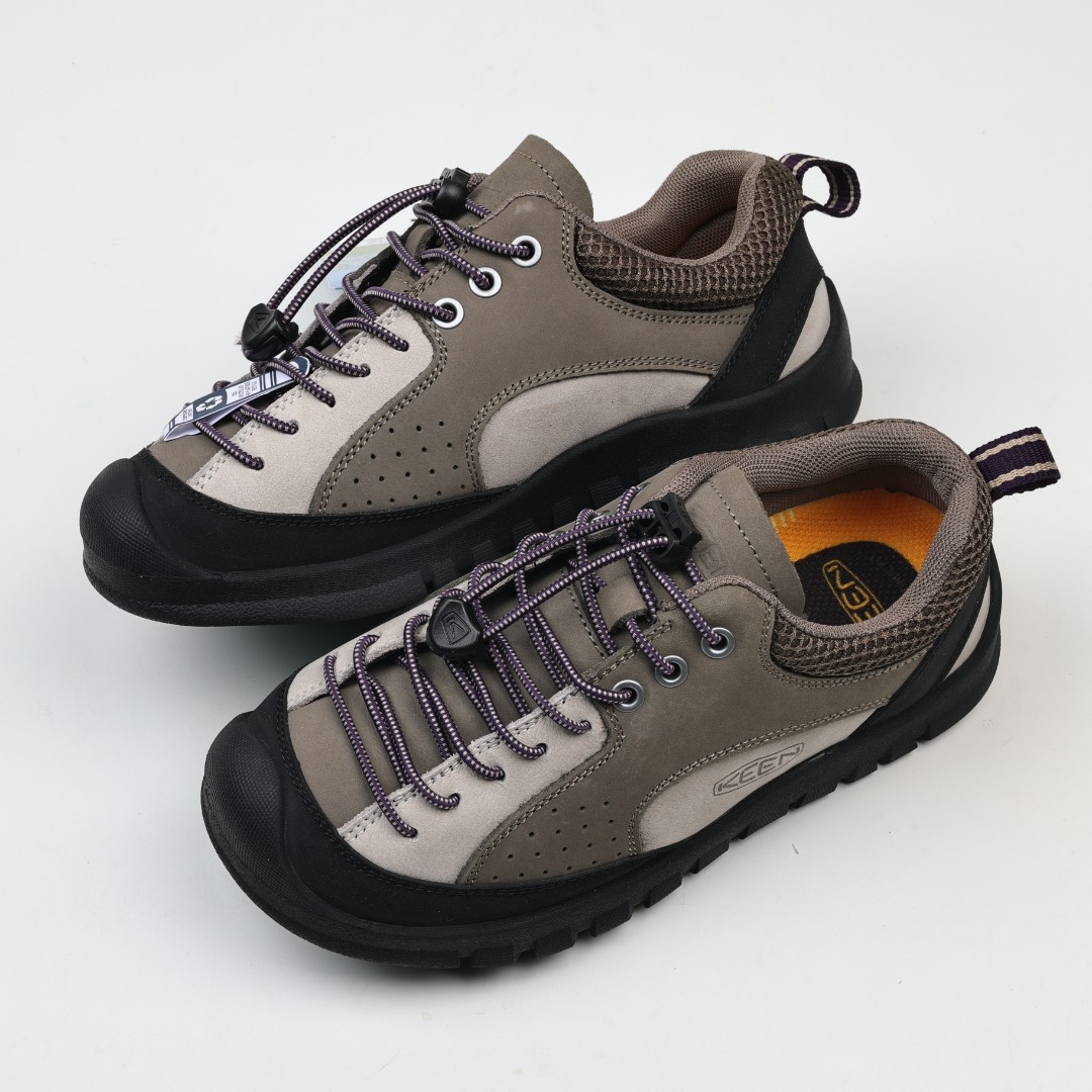 
KEEN 科恩 Jasper Rocks 山系户外鞋
日系街头复古风 可以暴走2w步的丑鞋
第一眼丑萌