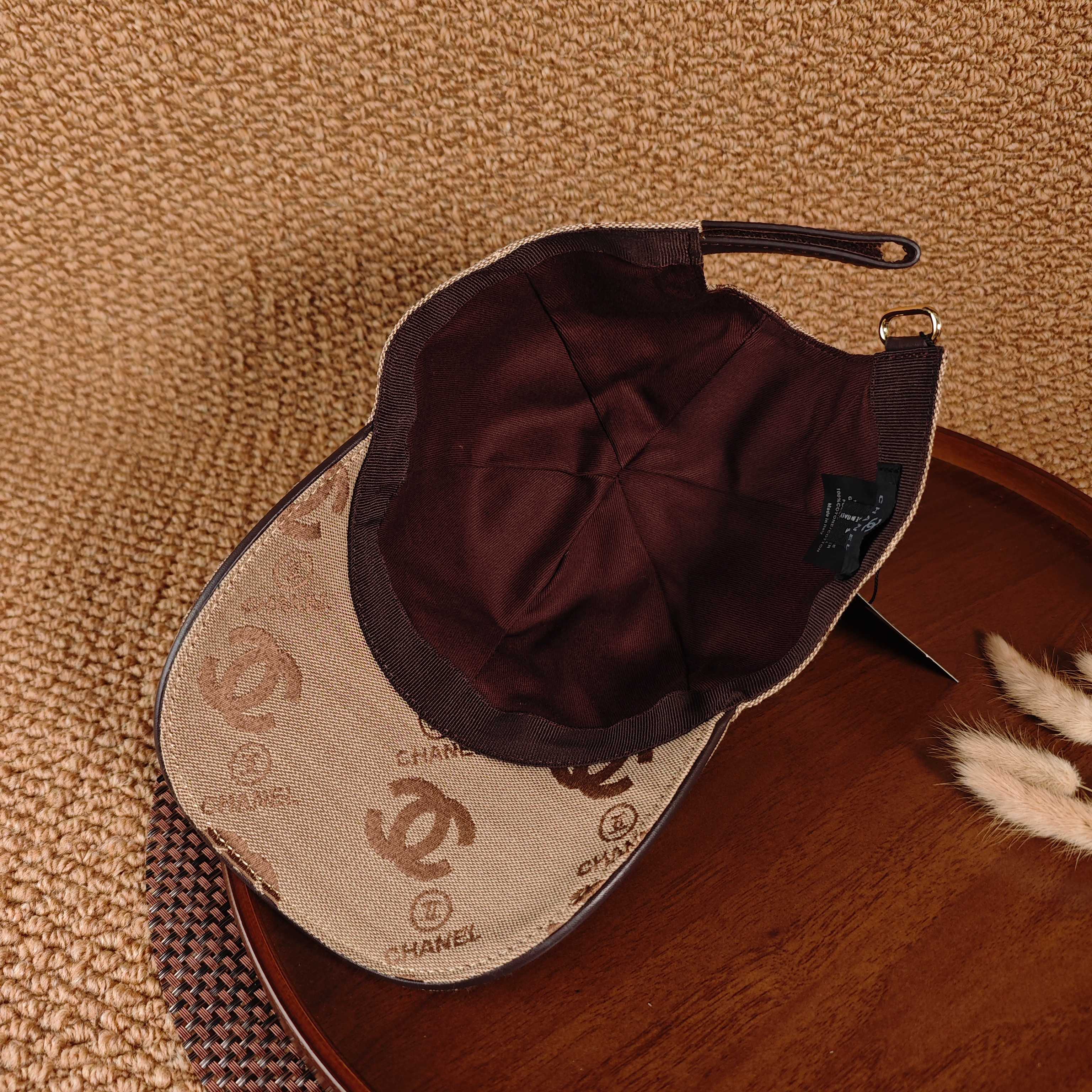Chanel 款棒球帽