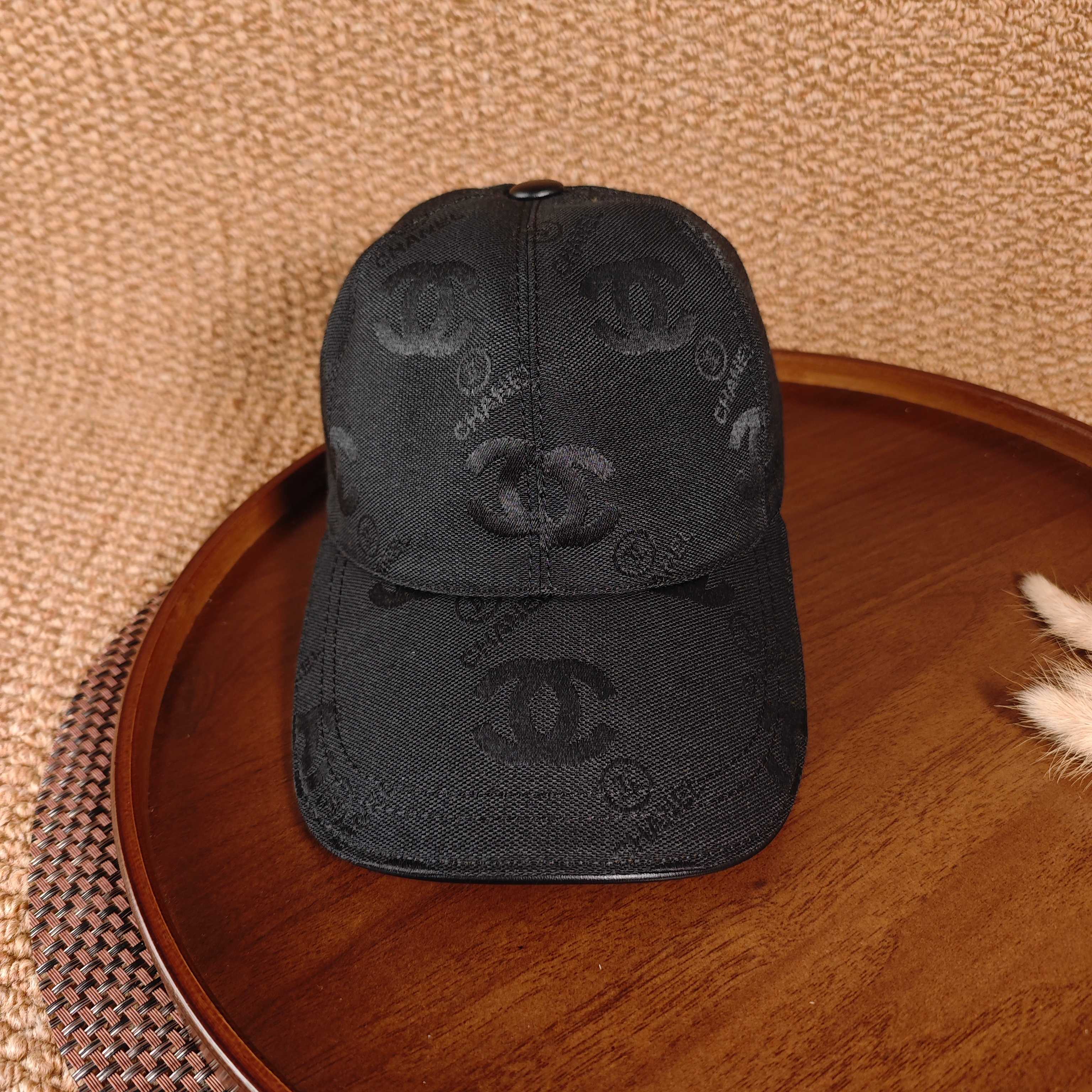 Chanel 款棒球帽