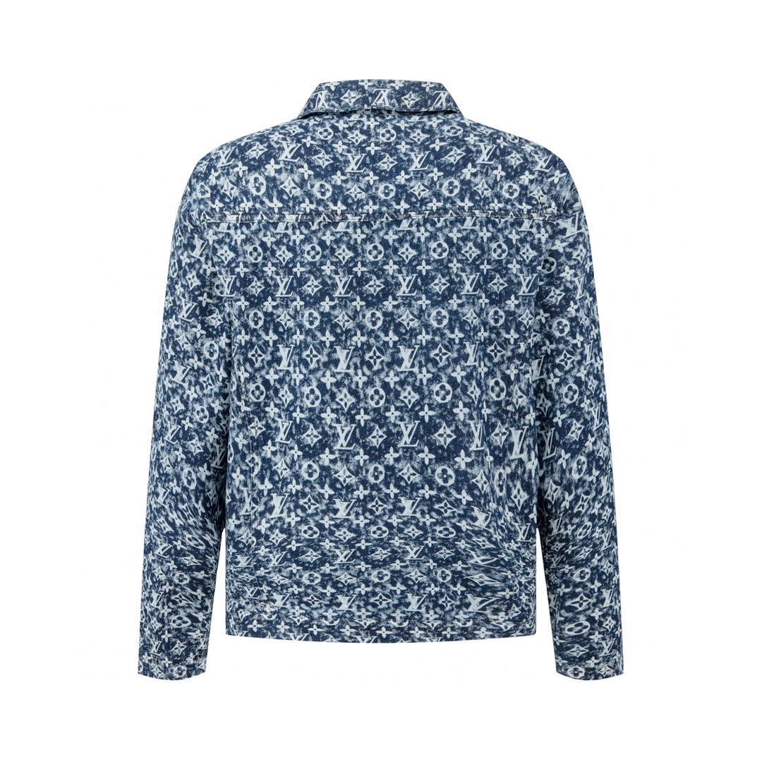 Louis Vuitton 路易威登LV2023早秋系列龚俊同款牛仔外套牛仔蓝-High Quatity Cheap Brand wholesale wholesaler seller Clothes Bags handbags Sneakers Top Fashion Clothing Shoes from China Factory Chinese suppliers best Quality Beautiful Price Louis Vuitton 路易威登LV2023早秋系列龚俊同款牛仔外套牛仔蓝