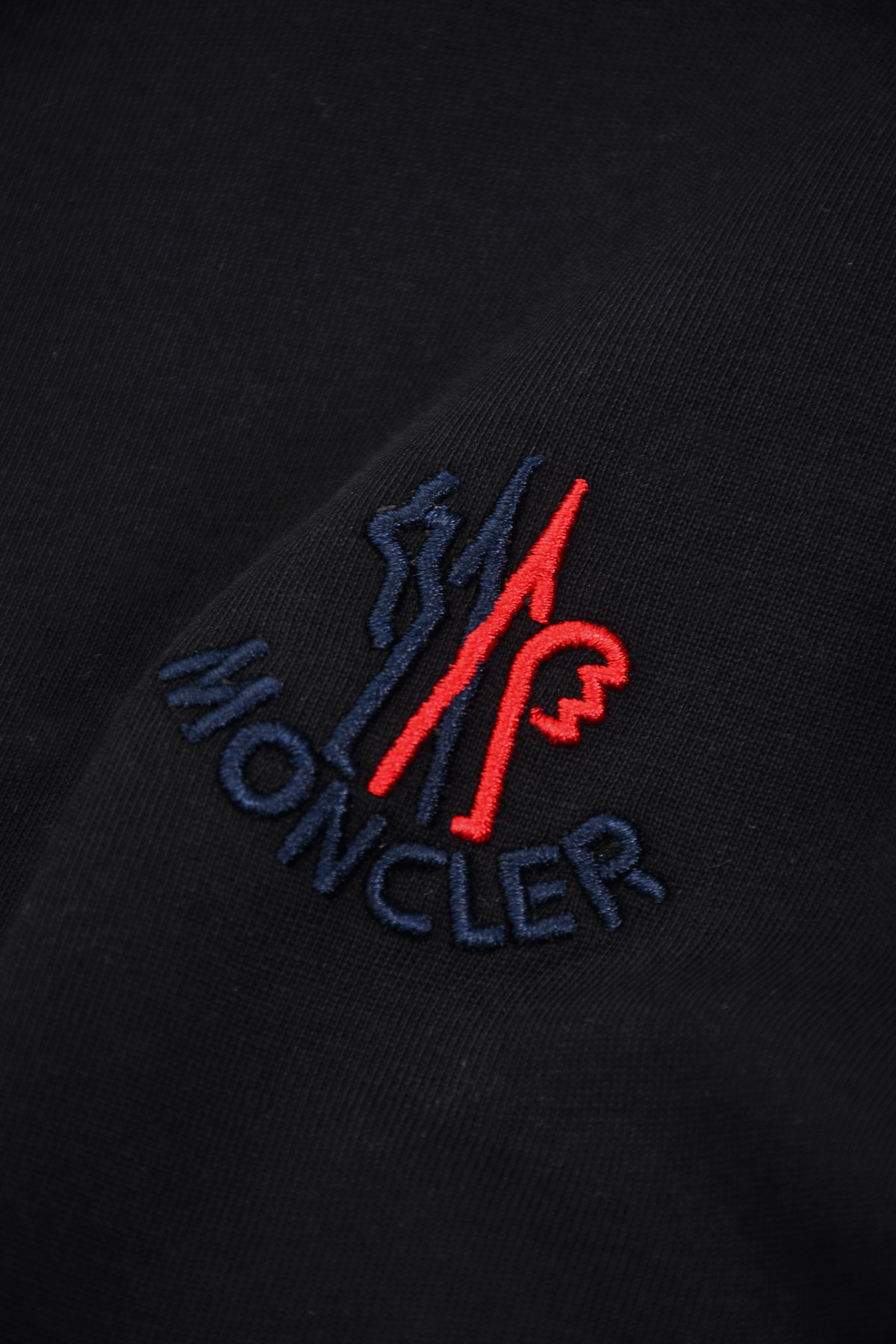 Moncler/蒙口 25ss 澳网刺绣短袖-Chinese UA Cheap High Quatity Brand Clothes Bags handbags Sneakers wholesale wholesaler seller from China Factory suppliers Fashion Clothing Shoes best Quality Beautiful Price Moncler/蒙口 25ss 澳网刺绣短袖