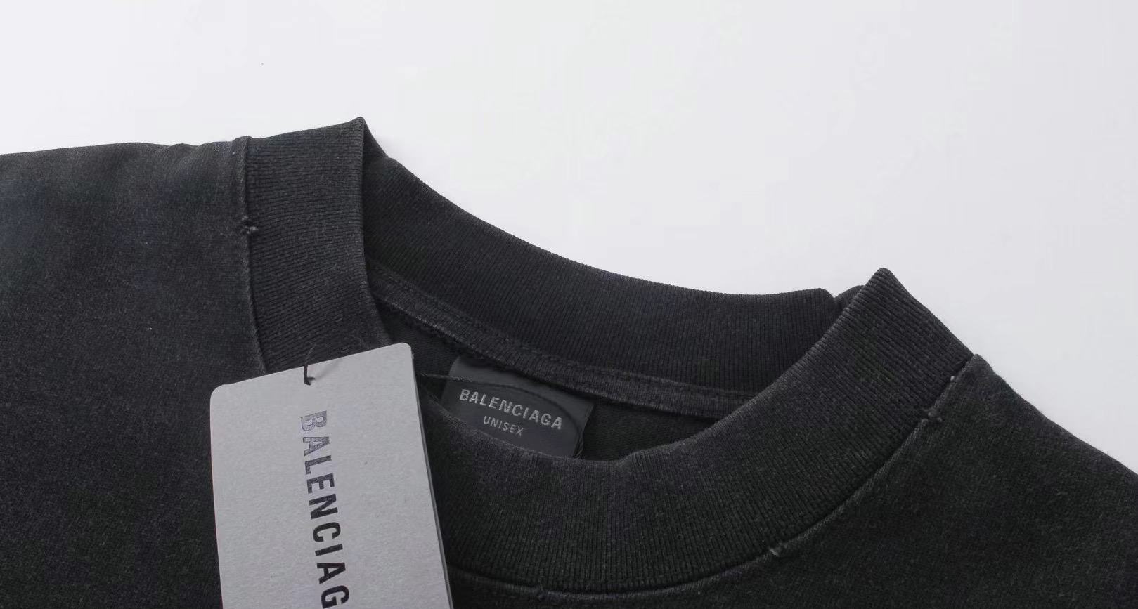 Balenciaga/巴黎世家 25ss 做旧曲别针五金短袖 水洗黑