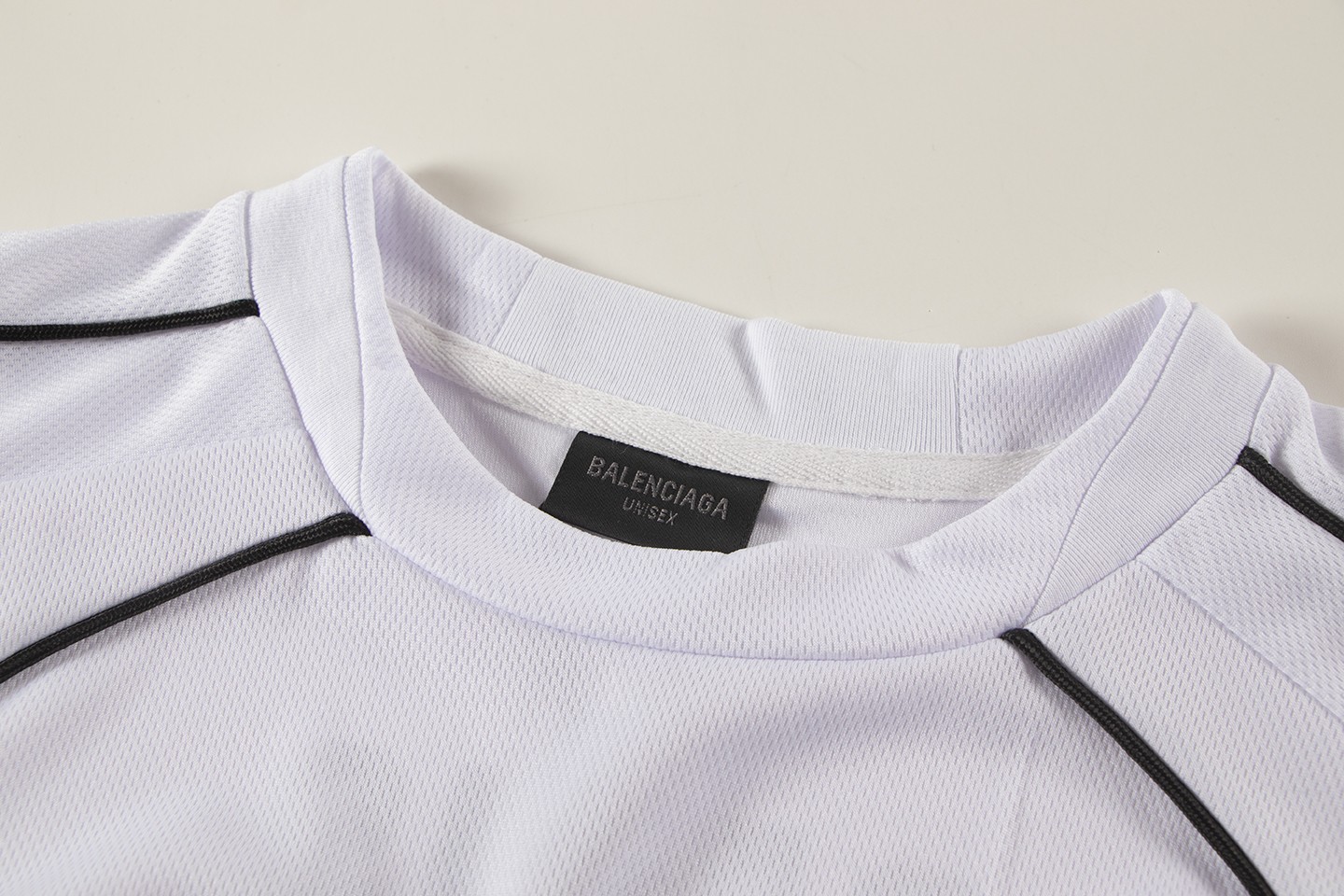 Balenciaga/巴黎世家24SS绣花曼联球衣短袖-Chinese UA Cheap High Quatity Brand Clothes Bags handbags Sneakers wholesale wholesaler seller from China Factory suppliers Fashion Clothing Shoes best Quality Beautiful Price Balenciaga/巴黎世家24SS绣花曼联球衣短袖