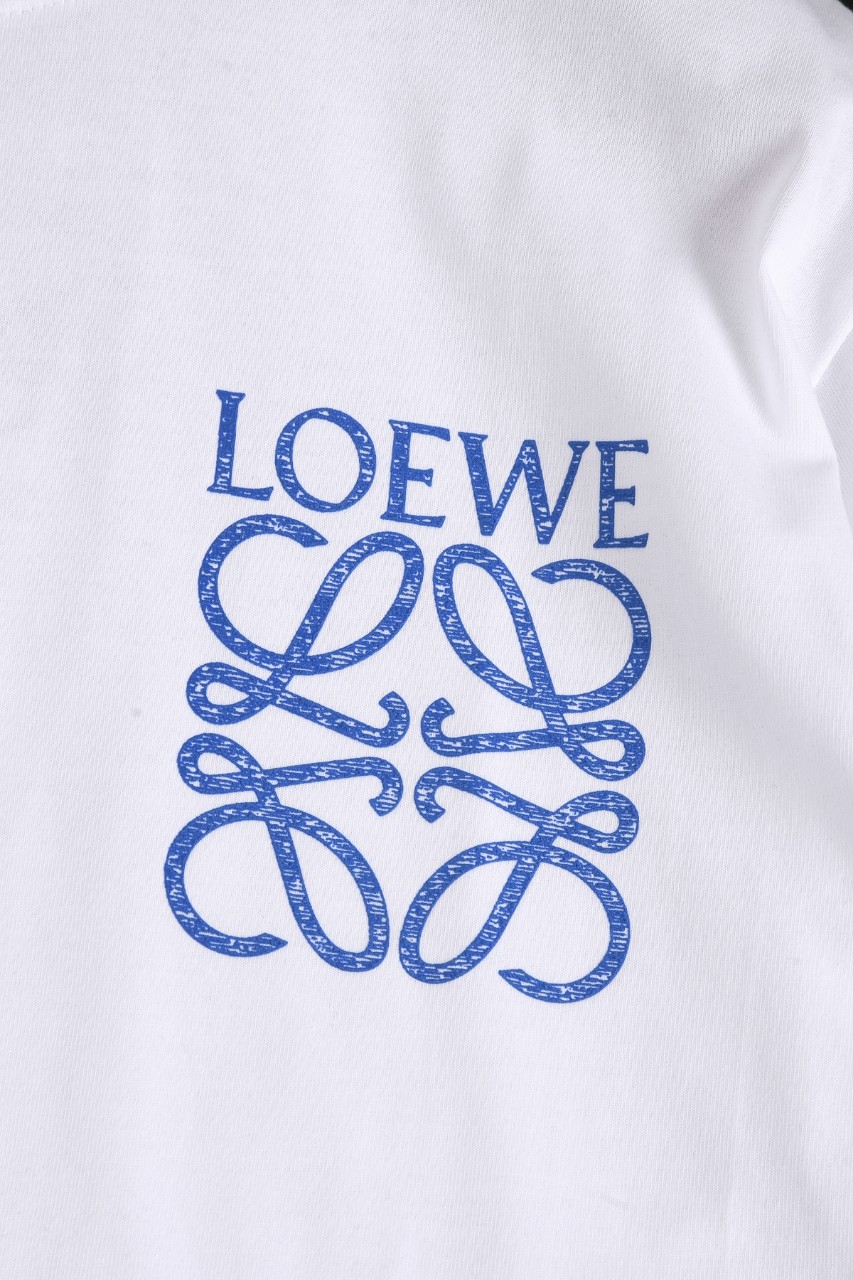 Loewe/罗意威 25ss手绘网点LOGO短袖T恤-Chinese UA Cheap High Quatity Brand Clothes Bags handbags Sneakers wholesale wholesaler seller from China Factory suppliers Fashion Clothing Shoes best Quality Beautiful Price Loewe/罗意威 25ss手绘网点LOGO短袖T恤