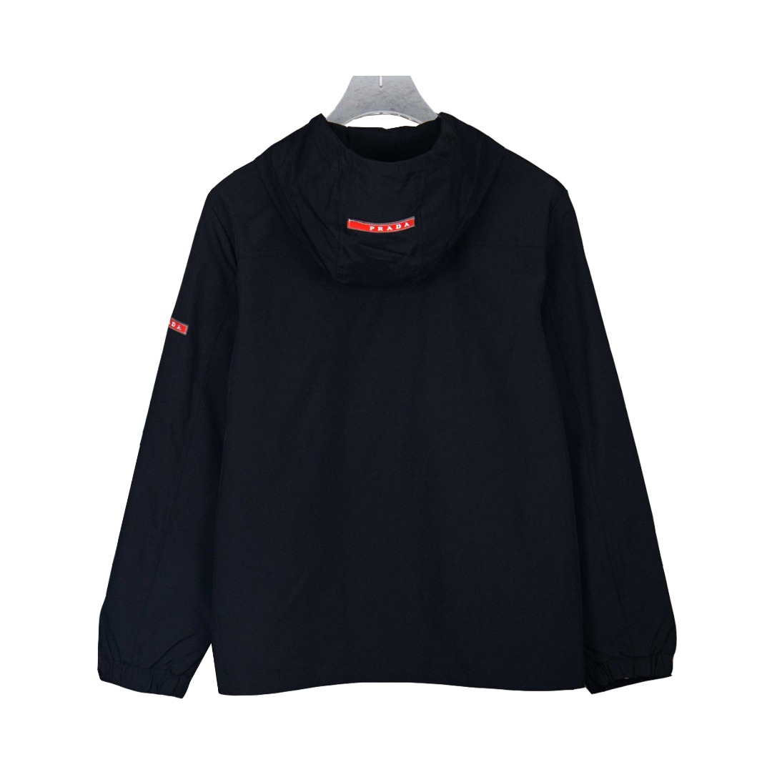 Prada/普拉达 25ss 尼龙胸口小标字母胶条拉链外套 黑色-Chinese UA Cheap High Quatity Brand Clothes Bags handbags Sneakers wholesale wholesaler seller from China Factory suppliers Fashion Clothing Shoes best Quality Beautiful Price Prada/普拉达 25ss 尼龙胸口小标字母胶条拉链外套 黑色