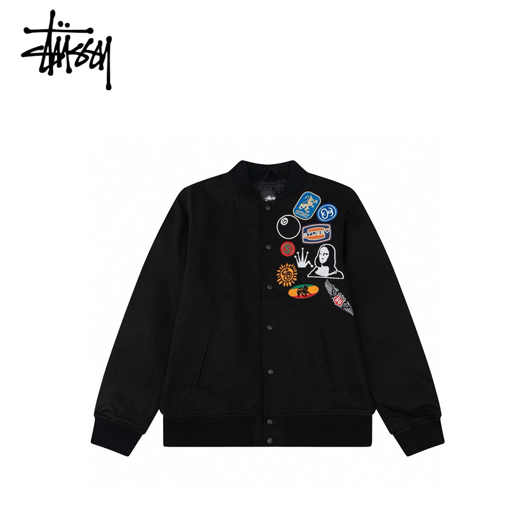 本地自取:💰260
STUSSY/斯图西25ss徽章贴布刺绣棒球服夹克
新款经典潮流贴图立领棒球服夹克外套,全棉斜纹面的帆布质地结合针织厚实螺纹的棒球服样式 ,符合潮人街头的春秋搭配需求,前后重磅加持的贴布刺绣图案,精细饱满厚实的每一个贴布都堪比一件艺术品,形状各异的造型灵感启发来自stussy不同时期的文化体现,有耳熟能详的黑八桌球🎱,卡通的皇冠,专属书写体的文字,骰子,椰树等等二十组的作品,每一个刺绣设计都很酷,分布于衣服的左侧胸前和后背,如此个性鲜明的色彩与设计,必定成为时尚先锋和潮流达人狂热追求的单品 可搭配情侣款
STUSSY斯图西 起源于美国南加州冲浪圣地,用青年运动浪潮重新定义了休闲服装的设计外观和意识形态,强势横扫街头时装领域。
款号:A08#
颜色:黑色
尺码:M L XL XXL
衣长:70 72 74 76
肩宽:63 64 65 66
袖长:57 58 59 60
胸围:126 130 134 138
