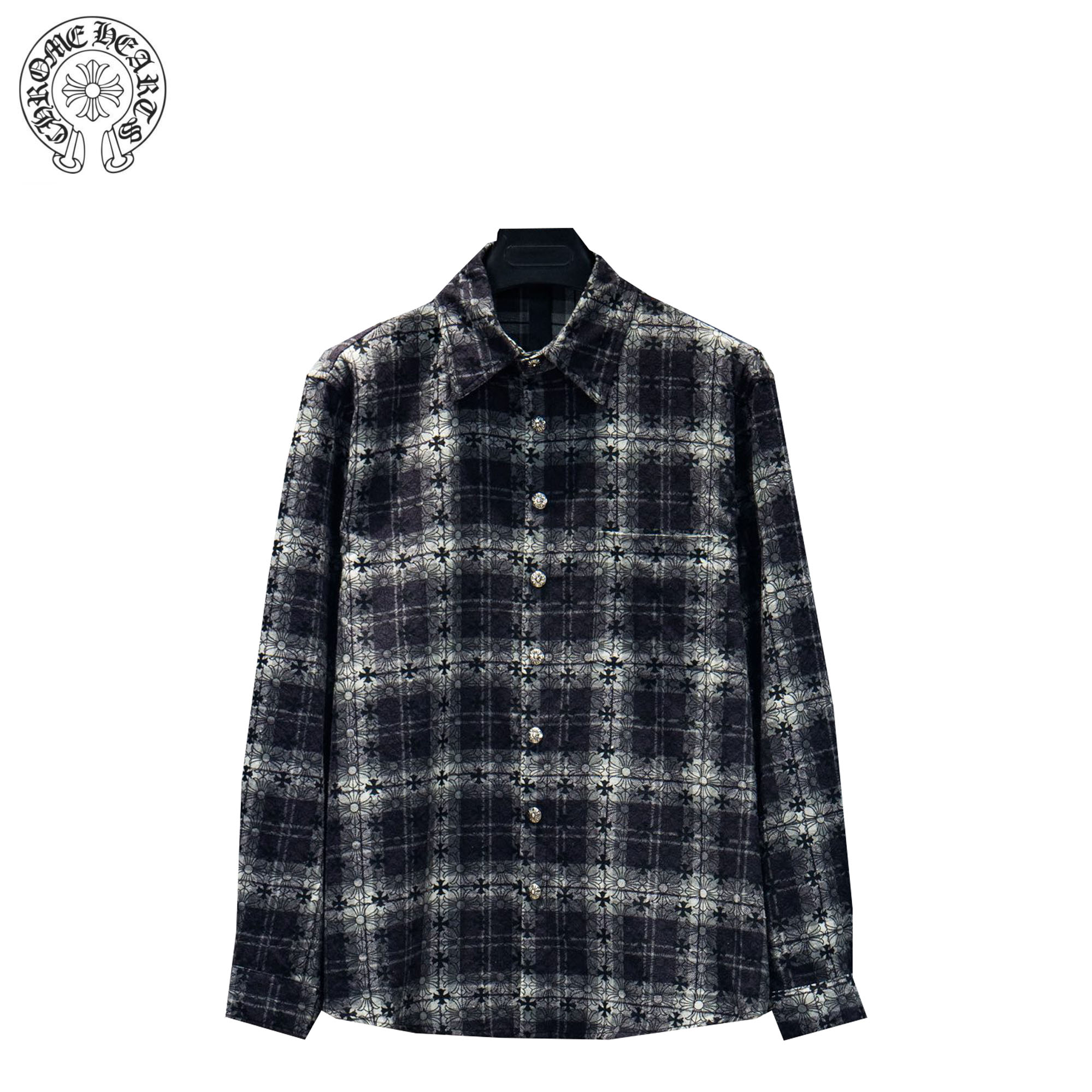 本地自取:💰230
ChromeHearts/克罗心 25Fw满印袖口贴皮格子衬衫
订制提花面料,各种风格都可以驾驭它 夜店必备款这款无性别衬衫 男女都可当外套内搭都行 男女皆可轻松驾驭!
心心念念的格子衬衫给你们安排了格子控来报到!
原版宽松版型 优选高品质纯棉面料 面料花纹高清细腻无毛边 穿着舒适透气 纽扣全部开模定制 随性时髦可搭配任意下装 春夏可防风防晒 秋冬内搭或是外穿都非常可!轻松凹造型 显瘦显高 男女均可完美驾驭!定制主标 辅料 水洗齐全 全身走线品控无线头!
奢华暗黑高街,属于好莱坞的奢侈品克罗心,25SS最新情侣皮质十字短袖T恤,无不体现自身独特的风格!黑色厚实棉质、山羊皮贴布绣、定制金属五金件手工缝制,硅胶亮油印花,多种材质碰撞出独有的质感,同时融合了ChromeHearts中世纪风格梵文字体、经典马蹄、在优美的弧线与全黑的阴影之下营造出独特而迷人的暗黑质感,充满了艺术感!
颜色:黑色 蓝色 黑色 尺码:S M L XL