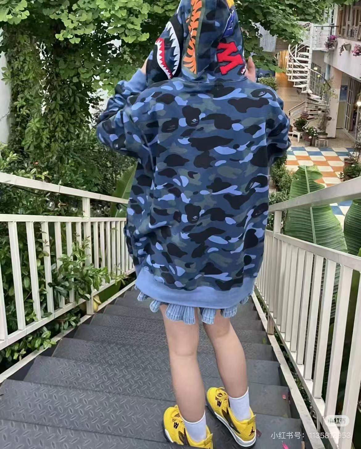 Bape美式潮牌单帽鲨鱼外套拉链-Chinese UA Cheap High Quatity Brand Clothes Bags handbags Sneakers wholesale wholesaler seller from China Factory suppliers Fashion Clothing Shoes best Quality Beautiful Price Bape美式潮牌单帽鲨鱼外套拉链