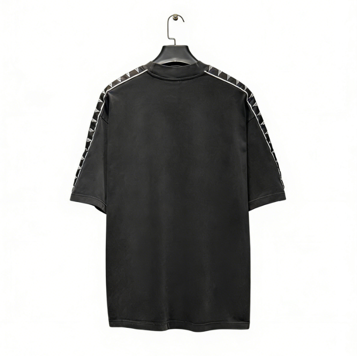 Balenciaga/巴黎世家 25Fw串标水洗织带短袖 水洗黑 灰白-Chinese UA Cheap High Quatity Brand Clothes Bags handbags Sneakers wholesale wholesaler seller from China Factory suppliers Fashion Clothing Shoes best Quality Beautiful Price Balenciaga/巴黎世家 25Fw串标水洗织带短袖 水洗黑 灰白