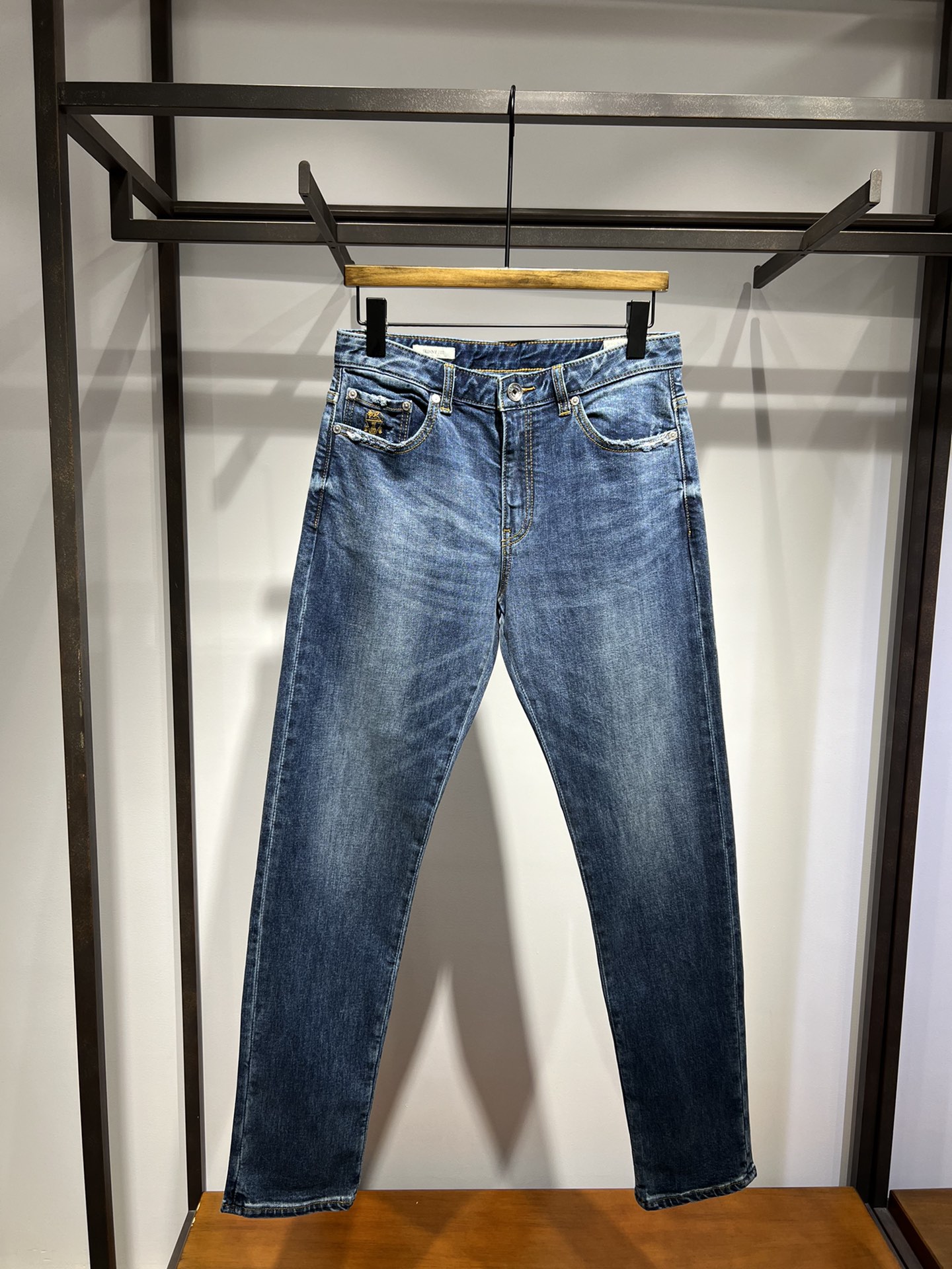 🆕新款，简约商务弹力小直筒牛仔裤，码数29 30 31 32 33 34 36 38